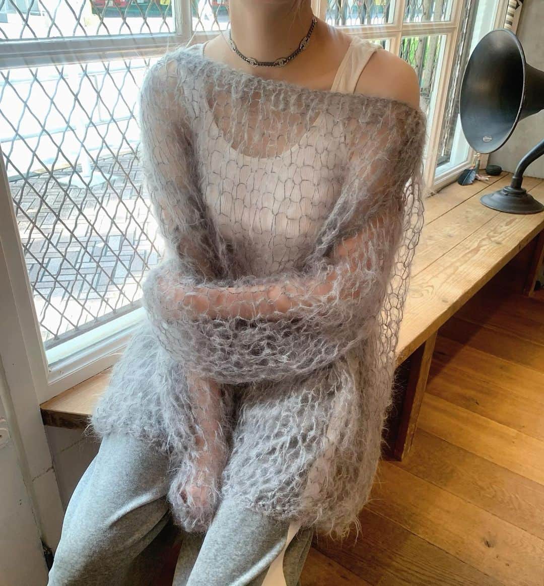 birthdeathのインスタグラム：「👽- NEW COLOR -👽  【TOFFS - Hand knitted mohair fishnet sweater (Gray)】¥19,800＋tax  ◉新色のグレー。 今季トレンドカラーのグレーは上品で媚びない甘さが魅力。ジェンダーレスな着こなしが楽しめるおすすめのカラーです。  ✔️オンラインストアに掲載いたしました。 . . . . . 『The Tokyo Free Fashion Society』  （略 TOFFS）と題して不定期で製作しているオリジナルプロダクト。 フランス在住のニット歴50年以上の熟練ニッターに依頼をし、手編みで丁寧に仕上げるモヘアフィシュネットセーター。現地フランスにて一点一点手編みで製作している為、その生産量には限りがあり、数量限定での販売とさせていただいております。  『The Tokyo Free Fashion Society』  (TOFFS) is an original product that is manufactured irregularly.  A mohair fishnet sweater made by hand, commissioned by a skilled knitting artist who lives in France and has a career of more than 50 years. Since all the processes are done by hand in France, the production volume is limited and we sell them in limited quantities.  #thetokyofreefashionsociety #birthdeath」