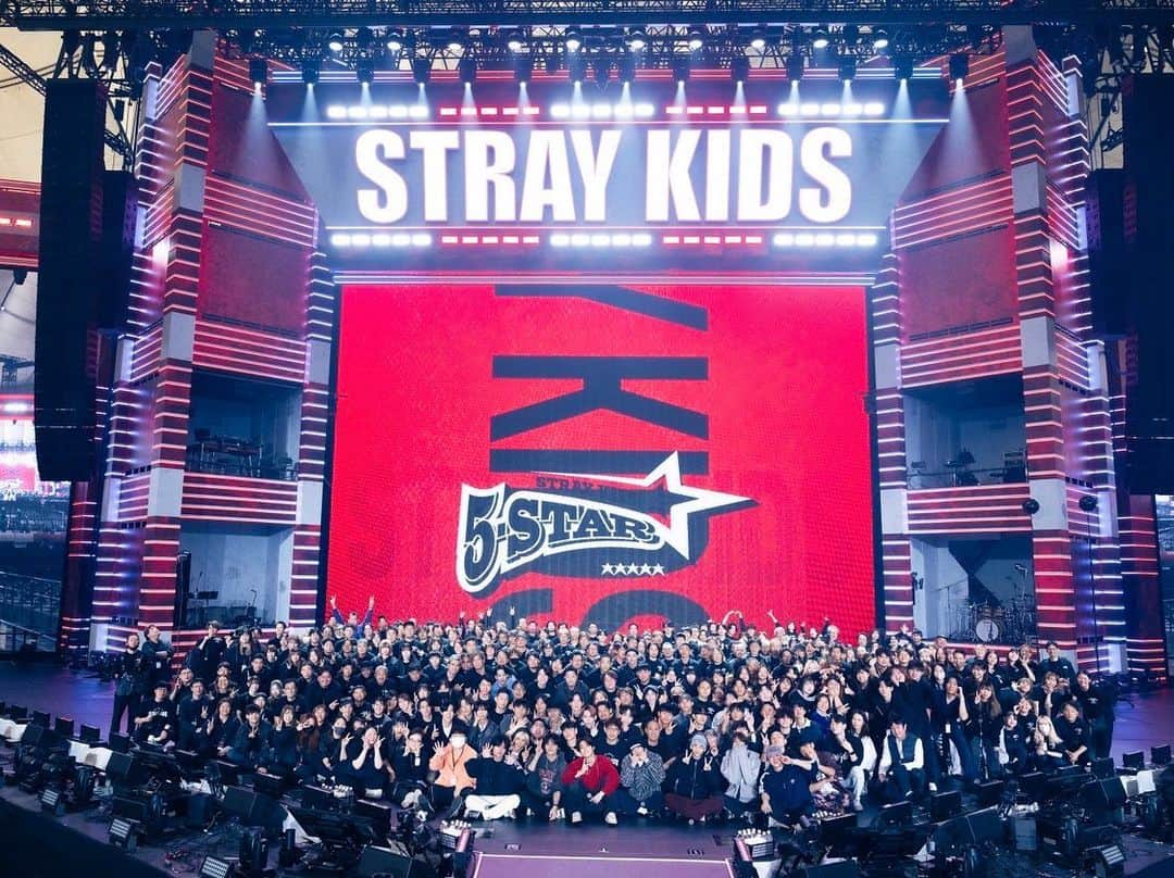 木下流声さんのインスタグラム写真 - (木下流声Instagram)「⭐︎⭐︎⭐︎⭐︎⭐︎  “STRAY KIDS 5-STAR DOME TOUR 2023”  ⭐︎Artist⭐︎ @realstraykids   ⭐︎Performance Director⭐︎ @simkyujin  @yeonagi  @rimmokang   ⭐︎KR DANCERS⭐︎ 도득록 @crazyboy1029 김기현 @kim_kihyeon 정호성 @dlsn8601 김가람 @kimgaram2da 김정균 @_kyun22 박지웅 @pewoong_ 은한기 @ggi___9 정경원 @j.kyeongwon__ 구본승 @koorazii 원종휘 @jonghwi_won 정욱진 @130_nij.ku 이휘건 @_hwi_gun  ⭐︎JP DANCERS(Team MARU)⭐︎  박창호 @maru_changho Shimanaka Shun @sumanakasun Udagawa Kouhei @ko_hei121 Goto Mizuki @mizukkiz Tajima Yuki @yuki_tajima_38 Inomata Masahide @masa_b04 Nakamura Kyota @ki_you_ta Arai Koutarou @koutarou_131021 Kinoshita Ryusei @ryusei_kinoshita Isono Mahiro @myhero_0514 Yamanoi Ayumu @_a_y_u_m_u Kato Taichi @taich___i   #StrayKids #5stardometour2023 #unveil13 #stay #스트레이키즈 #스키즈 #_STAR #5_STAR_DOMETOUR #5_STAR_DOMETOUR_Seoul_Special_UNVEIL13 #YouMakeStrayKidsStay #dancer #teammaru #スキズ」11月9日 18時29分 - ryusei_kinoshita