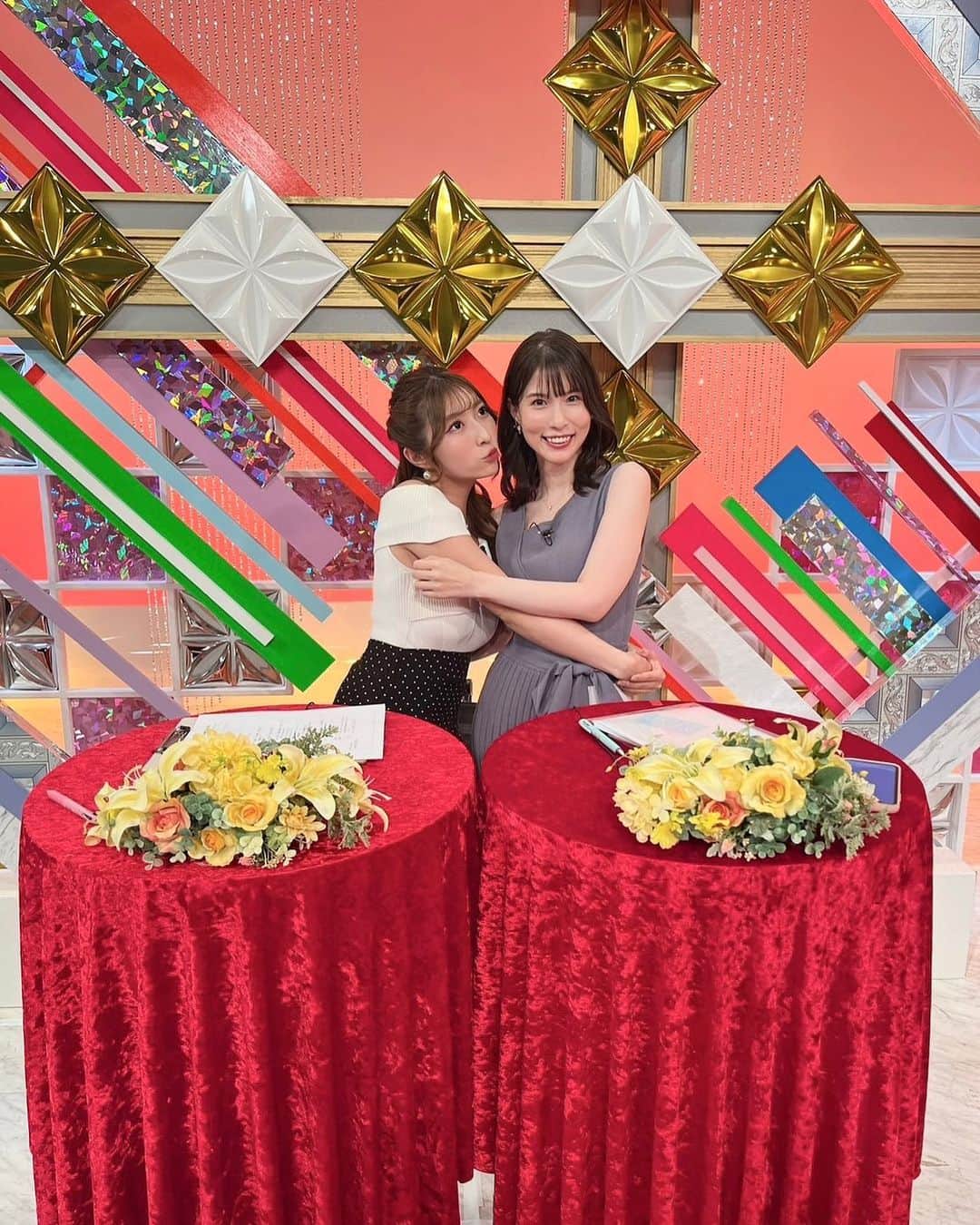芦崎愛のインスタグラム：「.  初めて特番のアシスタントを務めたのが2015年頃？  その後たくさんの男性MCの先輩方と コンビを組ませていただきましたが、 今回初めて自分が引っ張る側になり、あらためて、 いつも皆さまがどーんと構えて下さっていたから 私はのびのび楽しめていたんだなぁと痛感。  同時に、かれんちゃんという頼もしい相方がとなりにいてくれる心強さも感じました。  アナウンサーって、ほとんどの場合は番組にひとり。 なかなか孤独なんですよね笑  かれんがいてくれてよかった✨ ありがとう♡  #集大成」