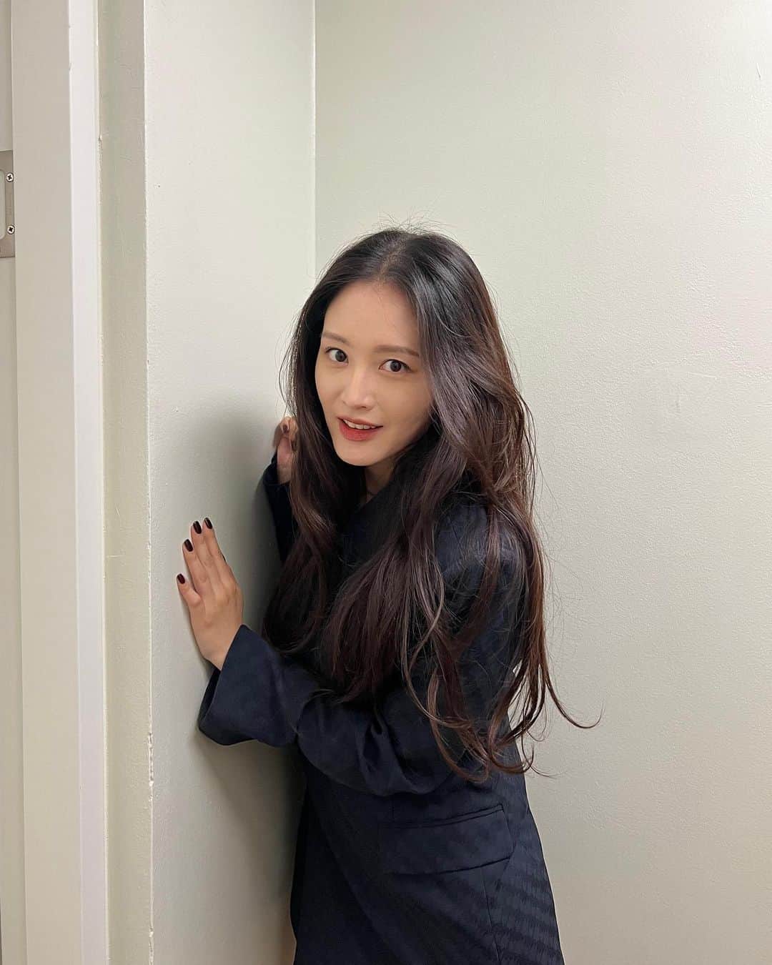 キム・ジェギョン さんのインスタグラム写真 - (キム・ジェギョン Instagram)「오늘의 gv는 또 얼마나 신나려나😆 영화 #너를줍다」11月9日 14時15分 - _kimjaekyung_