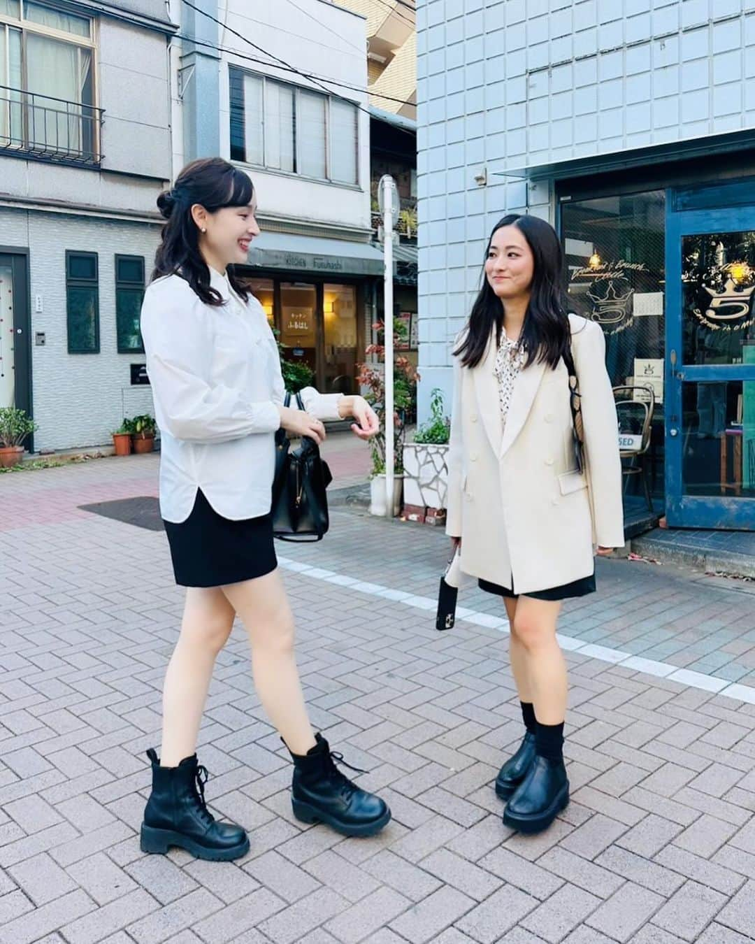 田村真子さんのインスタグラム写真 - (田村真子Instagram)「このとき同じような格好してるよ、と安美が撮ってくれた🤳」11月9日 14時51分 - tamura_mako_