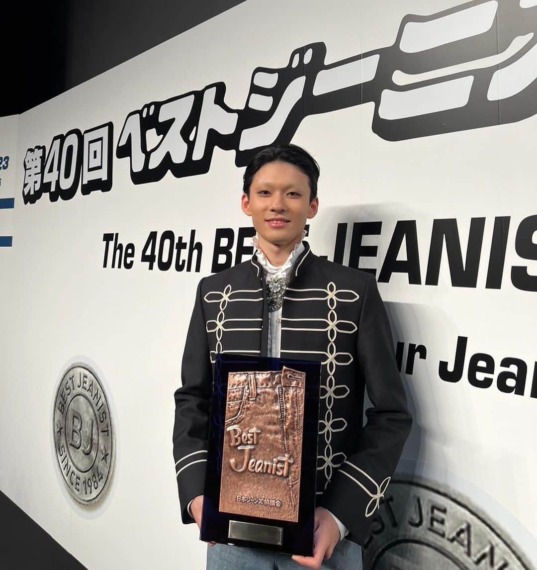 市川染五郎のインスタグラム：「第40回ベストジーニスト賞を受賞しました。 #ベストジーニスト賞  #市川染五郎  #somegoroIchikawa」
