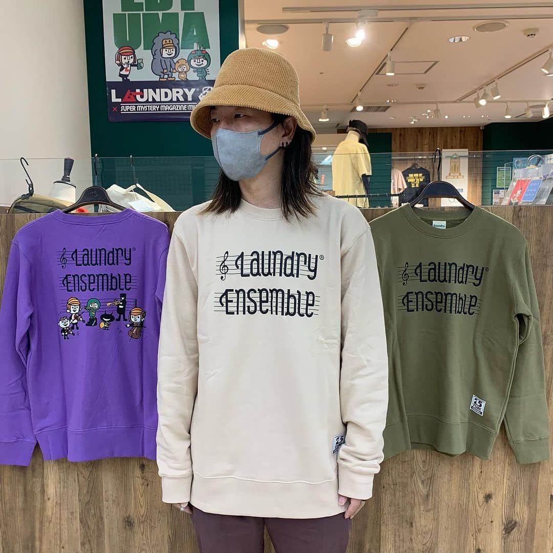 Laundry ランドリーさんのインスタグラム写真 - (Laundry ランドリーInstagram)「LAUNDRYのお店アカウントに掲載中の今の時期にぴったりなアイテムやコーディネートをご紹介します☆ 気になったコーディネートがあれば是非保存またはお店のアカウントもフォローしてくださいね🤩  1枚目：なんばウォーク店 （ @laundry_nambawalk ） 333-7202125th LAUNDRY ENSEMBLE クルースウェット 8,690円（税込） ユニセックスS/M/L カーキ/パープル/ベージュ  2枚目：名古屋セントラルパーク店 （ @laundry_town ） 333-72003BADLY PAINT プルオーバーパーカー 9,350円（税込） ユニセックスS/M/L スミクロ/杢グレー/ターコイズ  3枚目：セレオ国分寺店 （ @laundry_kokubunji ） 333-21008 LDY SERVICE STATION カットスタジャン 15,180円（税込） ユニセックスS/M/L マルチカラー/ブラック/グリーン  4枚目：ジョイナス店 （ @laundry.joinus ） 333-21004 LAUNDRY百鬼夜行 リバーシブルスカジャン 23,100円（税込） ユニセックスS/M/L レッド/グリーン  ＿＿＿＿＿＿＿＿＿＿＿＿＿  詳しいお知らせはプロフィールから ブランドサイトをチェック🧐 ⇒ @laundry_official  最近GETしたアイテムや過去のアイテム・ノベルティなど #laundry038 を付けて投稿すると、 LAUNDRYブランドサイトや、オンラインストアにも掲載されます👍❣  また、LAUNDRY公式インスタグラムでもご紹介させていただきますので 是非皆さまご投稿宜しくお願いします✨  #laundry #ランドリー #Tシャツ #スウェット #パーカー  #スカジャン #リバーシブル #刺繍スカジャン  #秋ファッション #冬ファッション #ユニセックス #unisex #Tシャツコーデ #Tシャツコーディネート #秋 #コーディネート #ファッション #キャラクターデザイン #COORDINATE #fashion」11月9日 17時00分 - laundry_official