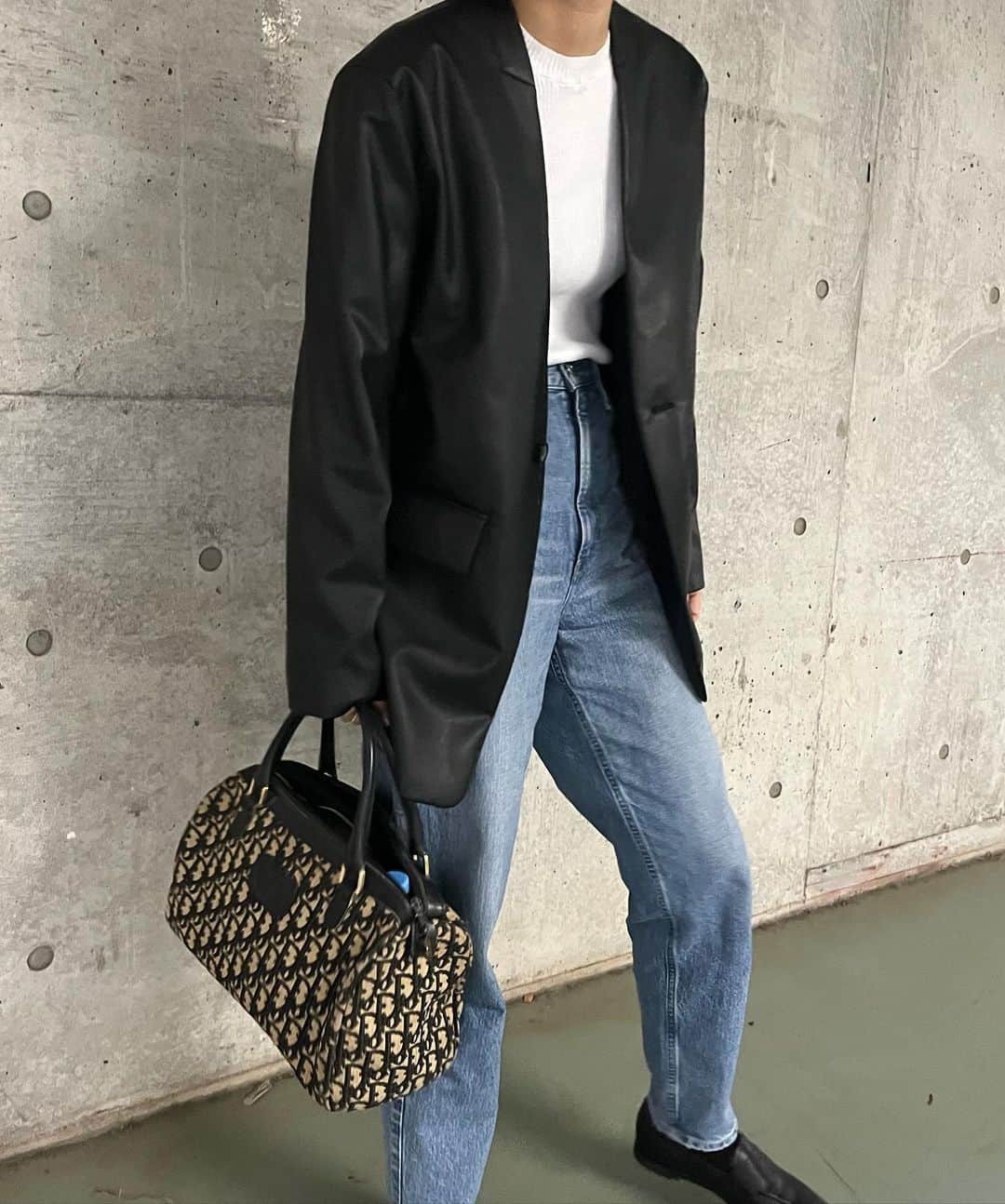 金子綾さんのインスタグラム写真 - (金子綾Instagram)「today's... #ootd  #akcloset   ずーっと行方不明だった🎀カチューシャ まさかの おもちゃ箱に入ってたょ🤭🤪」11月9日 17時23分 - ayaaa0707