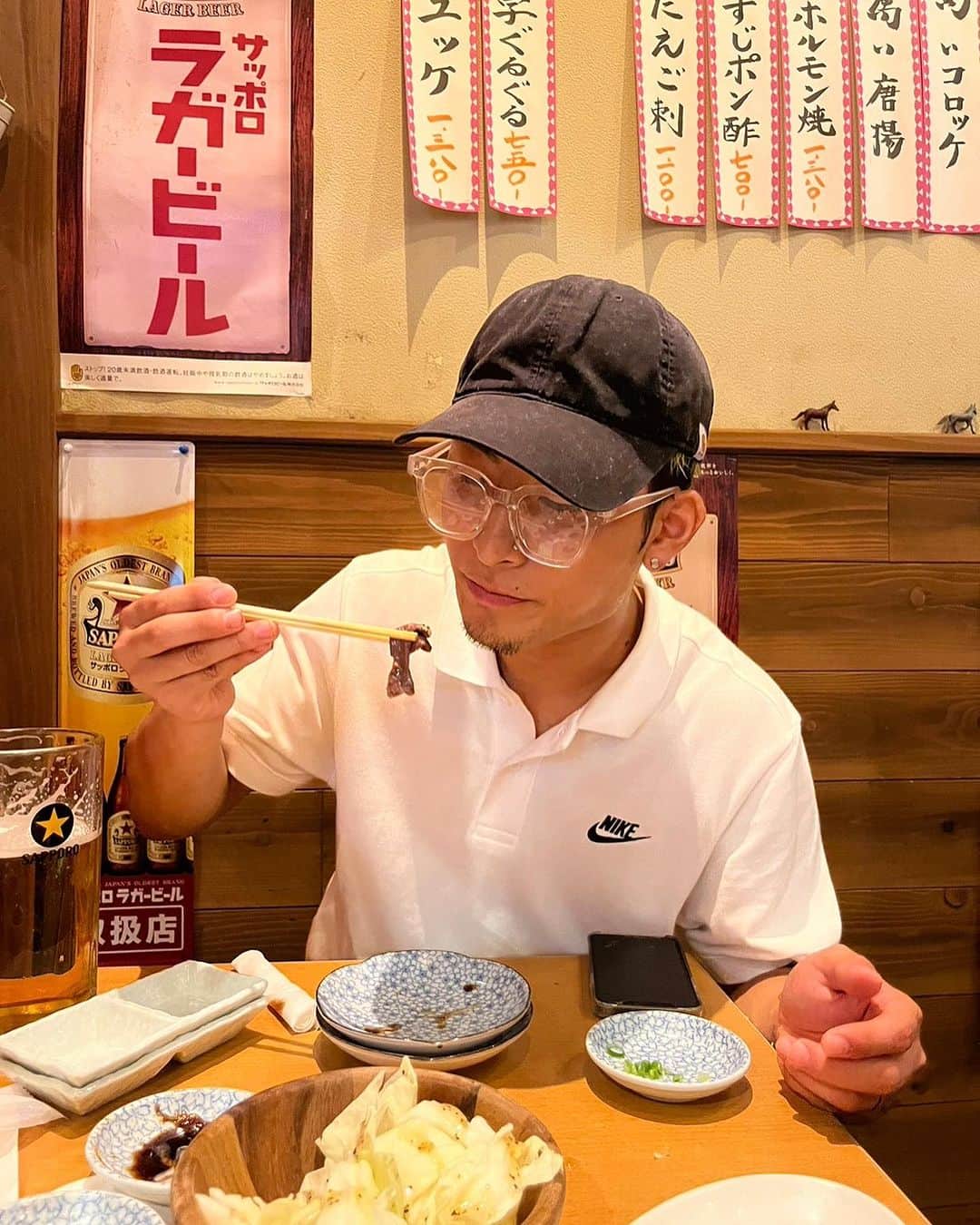 JustIn (ジャスティン)のインスタグラム：「めちゃくちゃ美味い馬刺しを食べた時の反応😳 左から順にご覧ください😊」