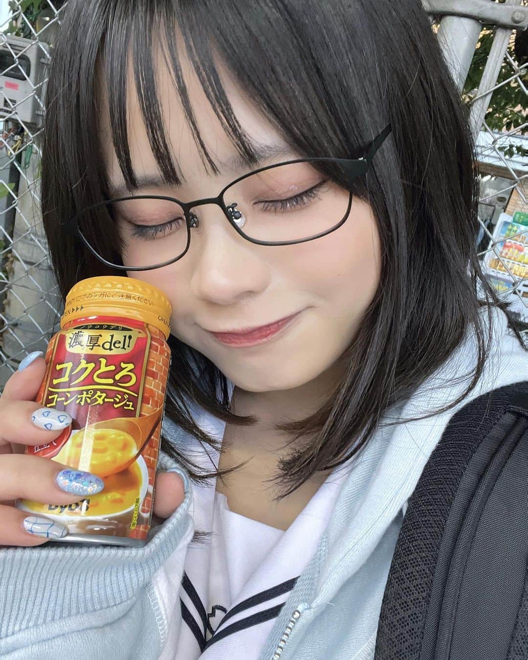 まめだいふくさんのインスタグラム写真 - (まめだいふくInstagram)「コンポタほかほかの季節がきた〜〜🌽🥣  ・ ・  #cosplay #cosplaygirl #japanesegirl #japanesegirlmodel #japanesecosplayer #时装 #时装模特 #角色扮演 #動漫 #코스프레  #코스프레소녀 #粉我 #粉我时装 #自撮り女子 #selfie #自拍 #셀카 #셀카그램 #コスプレ #コスプレイヤー #ピアス #軟骨ピアス  #黒髪ツインテール #ヘアアレンジ #インダストリアル」11月9日 17時30分 - poyodaifukuya06