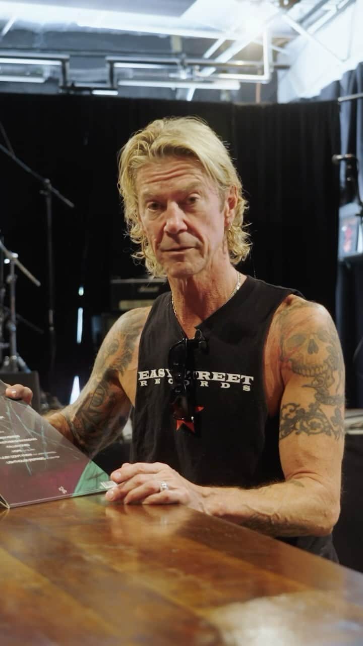 ダフ・マッケイガンのインスタグラム：「Duff on his Lighthouse album track Holy Water.   Watch all track by track commentary now at https://duffonline.com/releases/lighthouse (link in story)  #duffm」