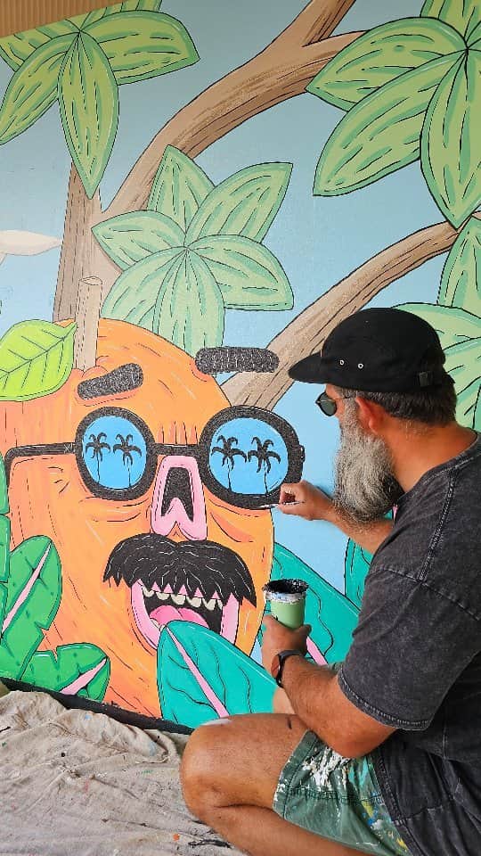 MULGAのインスタグラム：「Was great painting my favourite fruit characters on the canteen at Blakehurst Public School 🤙😎🍊」