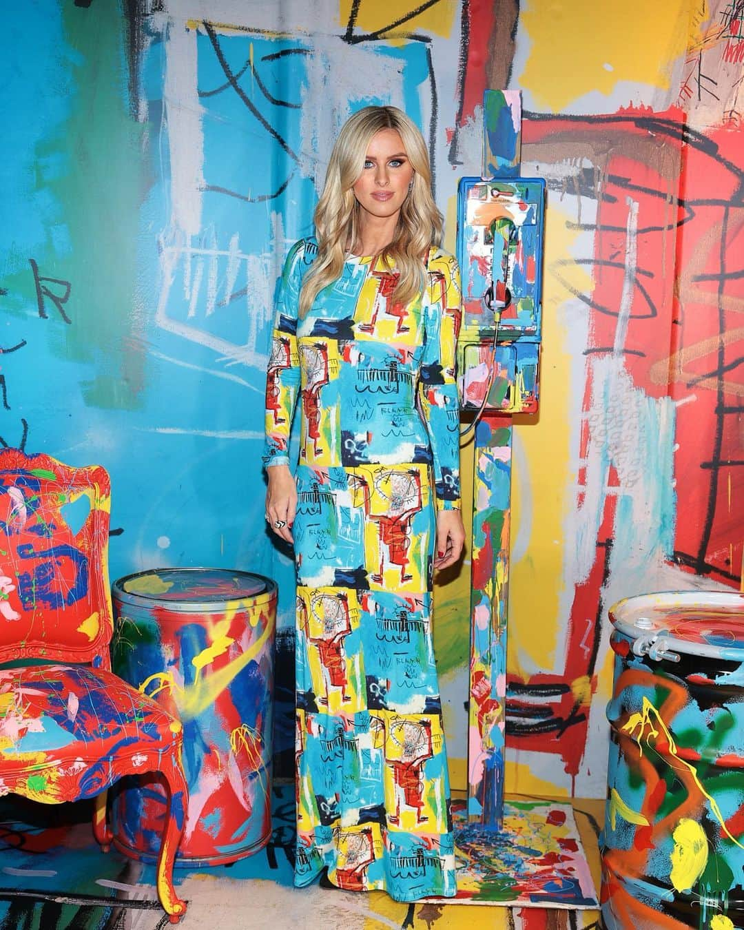 ニッキー・ヒルトンさんのインスタグラム写真 - (ニッキー・ヒルトンInstagram)「Draped in Basquiat's genius 👑」11月10日 3時55分 - nickyhilton