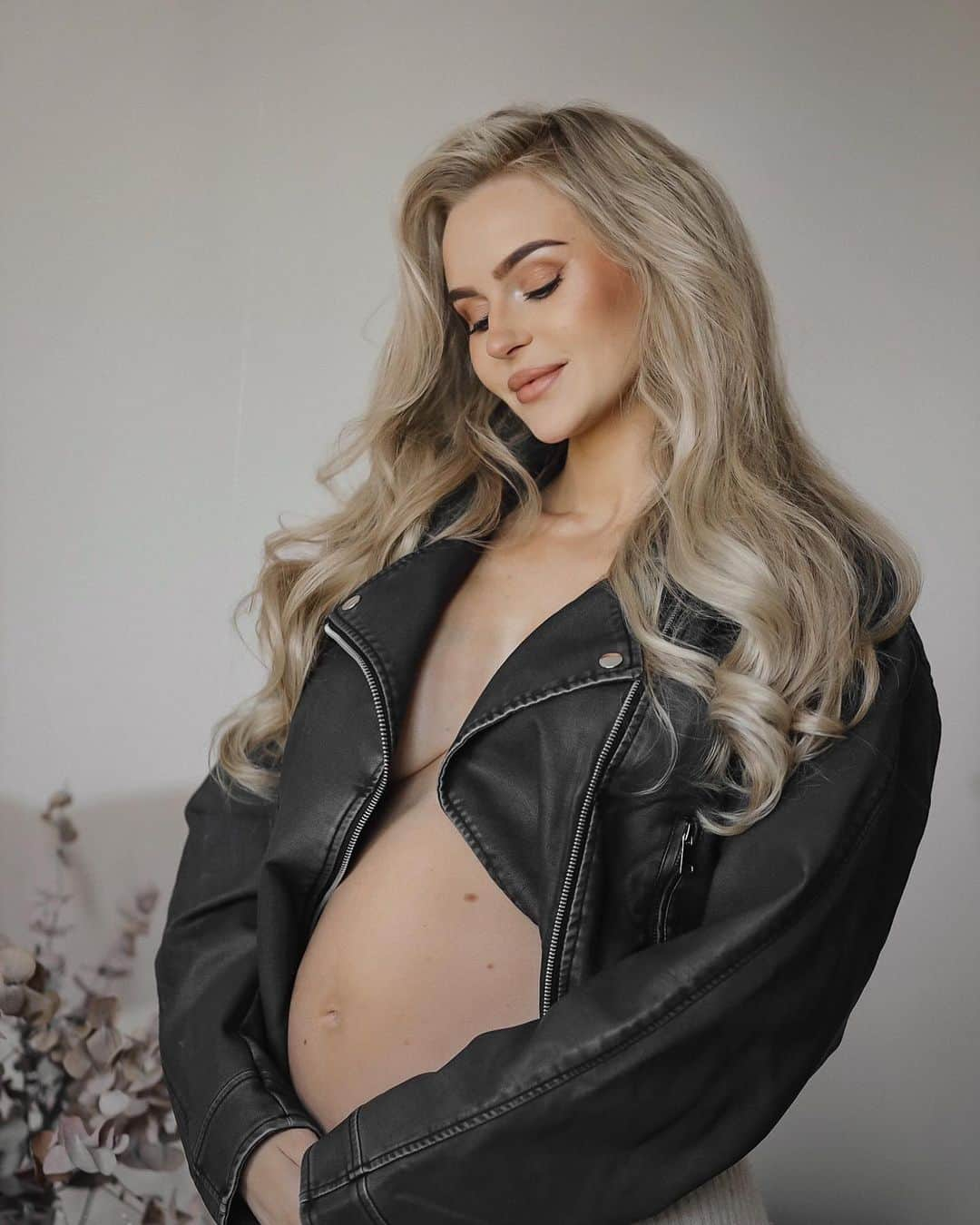 Anna Nyströmのインスタグラム：「Boy or girl? What do you think 🤭」