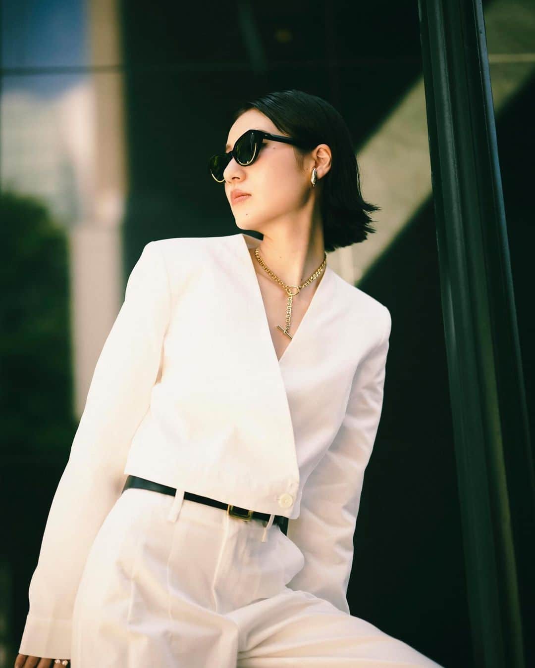 糸原美波さんのインスタグラム写真 - (糸原美波Instagram)「🕶️🤏🏻  3パターンあるよ。 3つともヘアメイクも衣装もタイプだった ︎❤︎  #ショートヘア #ショート #ボブ #ミニボブ #サングラス」11月9日 19時29分 - minami_itohara