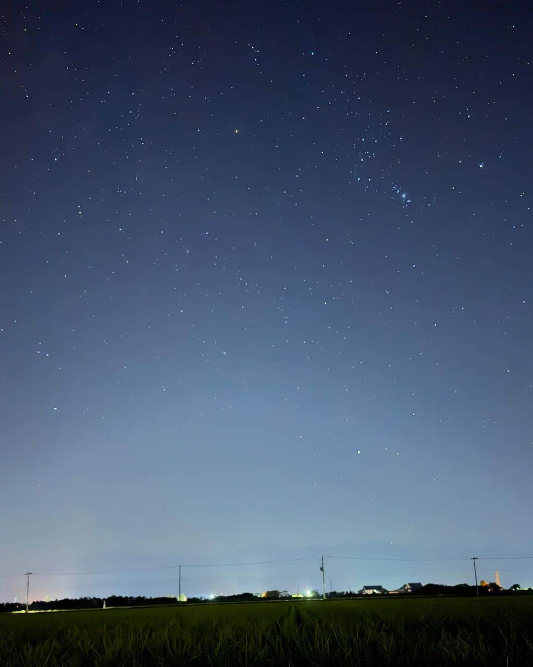 広野あさみのインスタグラム：「11/∞💫  #おうし座流星群 流れ星がとても綺麗でした🌃☺️  #立山連峰」