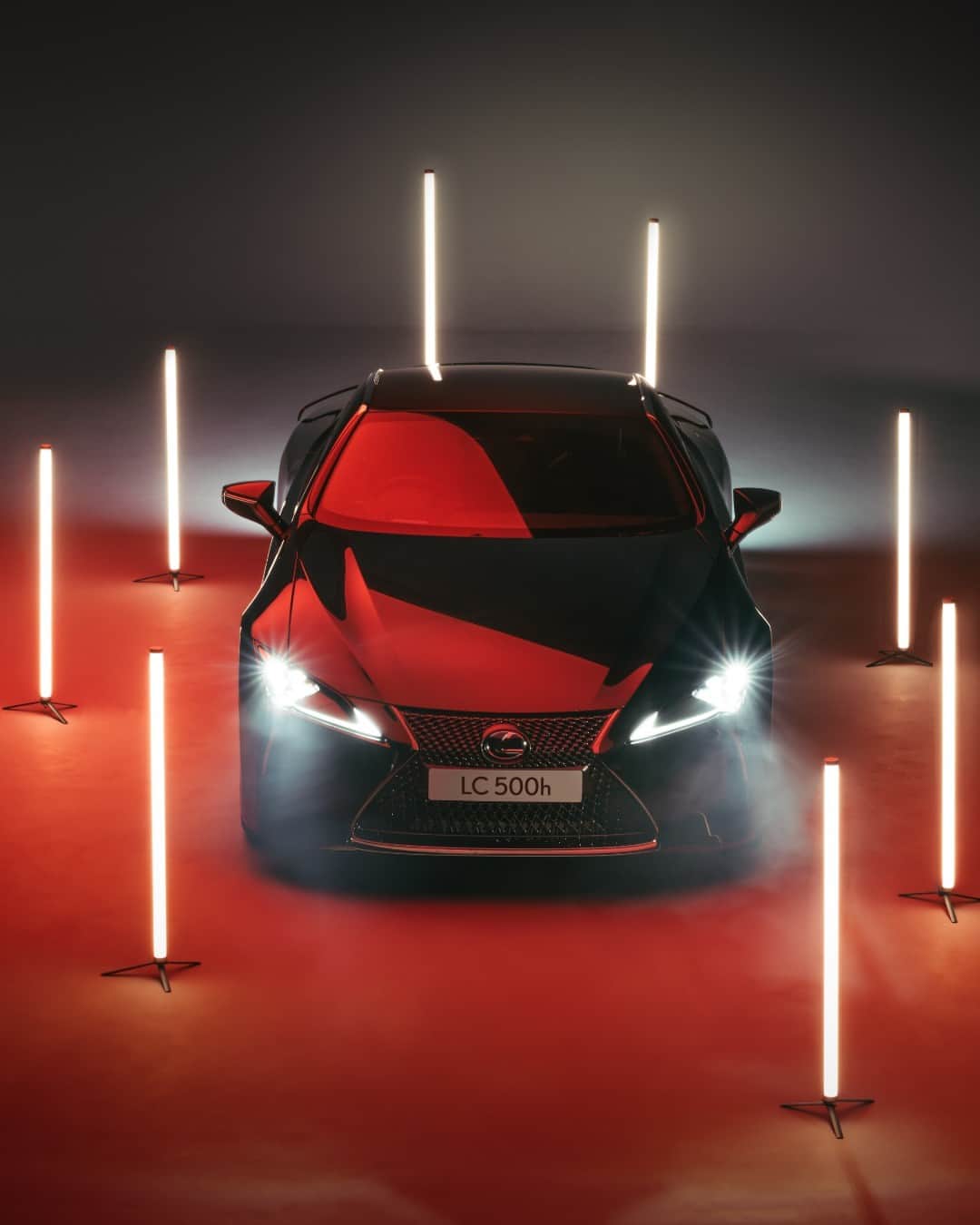 Lexus UKのインスタグラム：「No need to be afraid of the dark.  Lexus LC Black Inspiration. 📸: @olgunkordal」