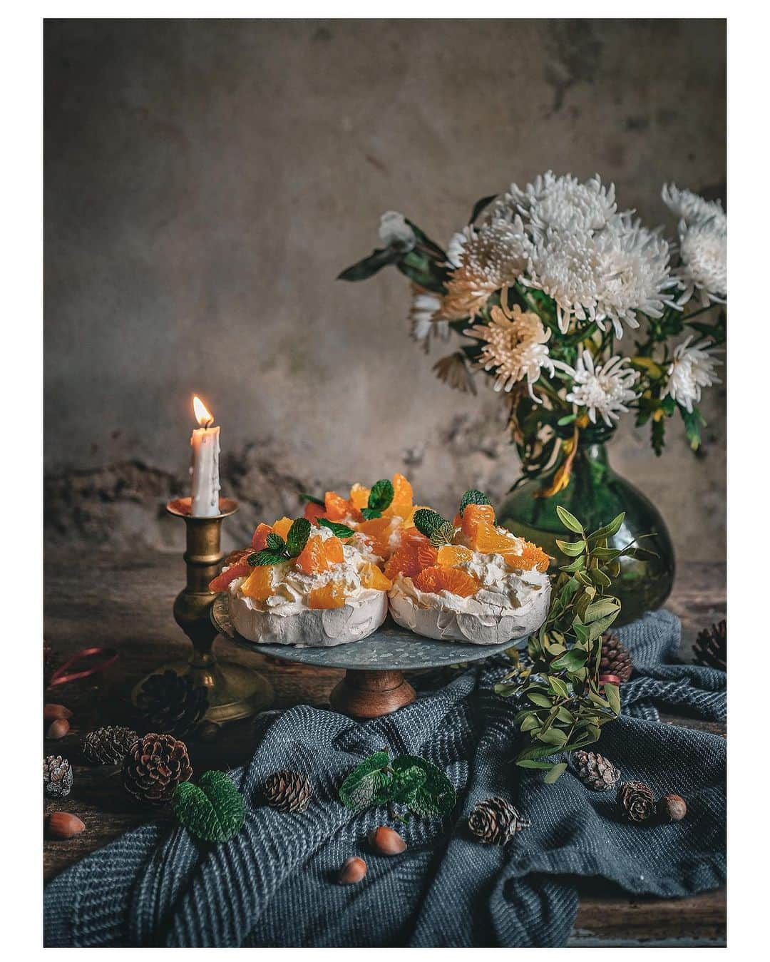 nathparisのインスタグラム：「PAVLOVA AUX AGRUMES 🍊  Bonne journée 😋」