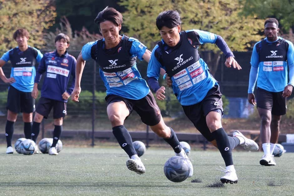 横浜スポーツ&カルチャークラブさんのインスタグラム写真 - (横浜スポーツ&カルチャークラブInstagram)「.  🔵training🟠  11/9  training photo📸 ホーム沼津戦にむけて🔥  #佐藤大樹 #沼田皇海 #山本凌太郎 #中里崇宏 #脇坂崚平  NEXT👉 J3リーグ第35節 【HOME】 📅11/11（土）13:00ko 🆚#アスルクラロ沼津  #yscc #Ｊリーグ #jleague #j3 #横浜 #本牧 #soccer #サッカー #bonera」11月9日 20時01分 - yscc_official