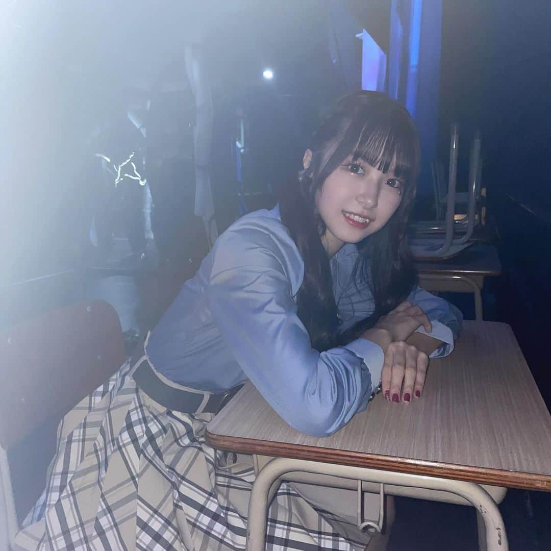 橋本陽菜さんのインスタグラム写真 - (橋本陽菜Instagram)「🏫 * ねえ、いま何考えてるの？ * #AKB48武道館 #君は僕の風 #学校 #制服 #pyonstagram  #AKB48 #アイドル #富山 #富山県 #はるpyon #橋本陽菜 #圧倒的橋本陽菜 #橋本陽菜を広める」11月9日 20時04分 - 48pyonz_toyama