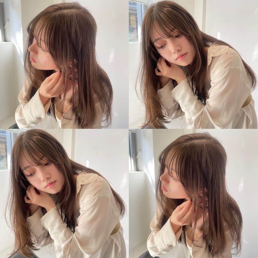 YochiMiku のインスタグラム：「ほんのりOlive beige 🍐  冬の明るめベージュって可愛い♡！  ペースが暗めの方は w care colorがおすすめです🥣 赤みのない透明感ヘアーをダメージレスに育てましょう♡」