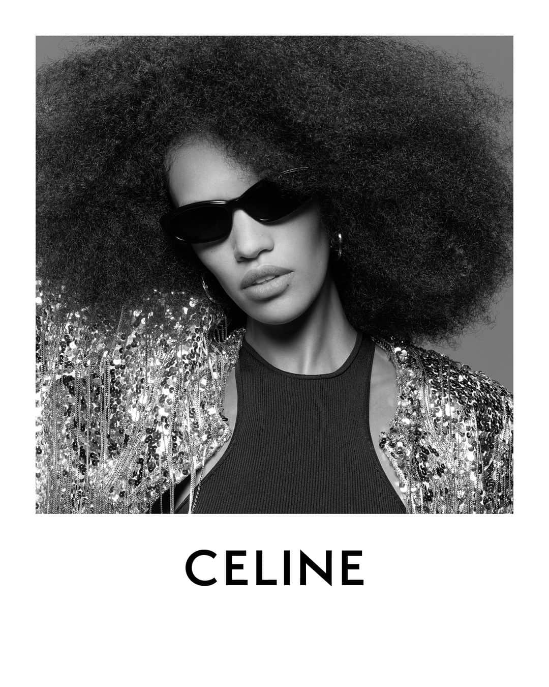 Celineのインスタグラム：「LA COLLECTION DES GRANDS CLASSIQUES 07  CELINE EMBROIDERED CHASSEUR JACKET   CELINE BOLD RECTANGULAR SUNGLASSES  COLLECTION AVAILABLE NOW IN STORES AND ON CELINE.COM  KUKUA @HEDISLIMANE PHOTOGRAPHY AND STYLING PARIS SEPTEMBER 2023  #CELINEBYHEDISLIMANE」
