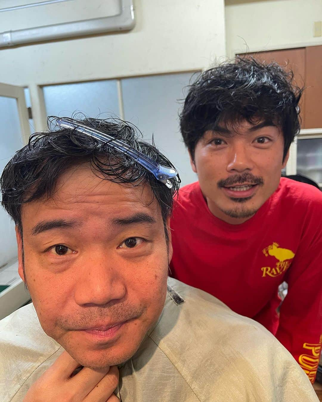 杉本知香さんのインスタグラム写真 - (杉本知香Instagram)「バーベくん、山さん、竹森くんスッキリ✂️✨  #中目黒美容室 #アンバランス山本#アンバランス #山本栄治 #たけだバーベキュー #バーベ#BBQ芸人 #アップダウン竹森#アップダウン #竹森巧」11月9日 20時46分 - sugimotoc