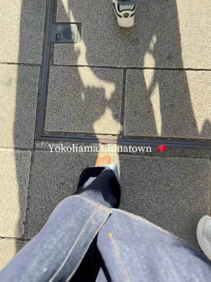 山田菜々のインスタグラム：「横浜中華街🇨🇳  声かけてくれた人が「ほんとに仲良いんですね🥹」って驚いていました😌❤️‍🔥  ほんまはビジネス姉妹やのにな〜😈！笑」