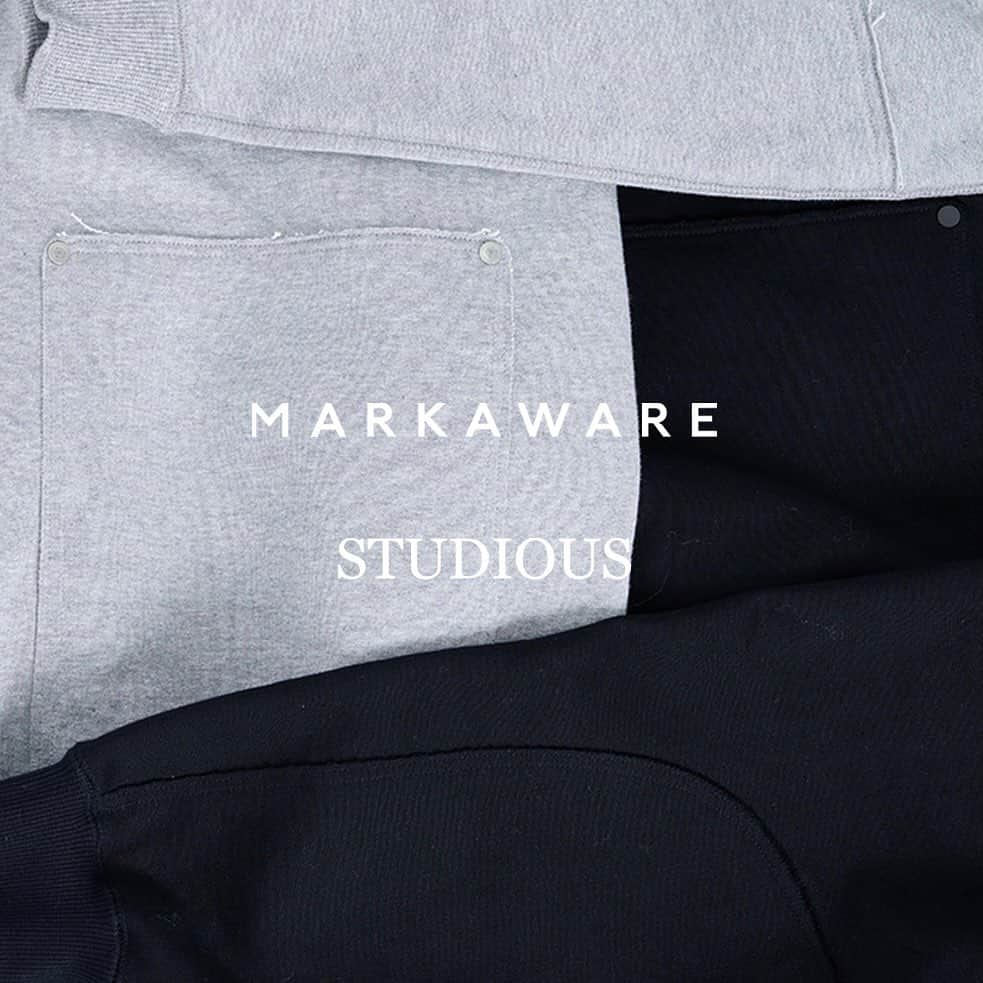 ステュディオスのインスタグラム：「〈MARKAWARE × STUDIOUS〉  MARKAWARE ( @markaware_marka_official ) STUDIOUS別注アイテムを販売開始。  今までに無いスーパーワイドのダブルニーパンツと、定番のオーバーサイズスウェットをグレードアップした特別なスウェット。 MARKAWARE の品格を保ちつつ遊び心の利いたSTUDIOUS限定コレクションです。  詳細はプロフィール URL からブランドページをご覧ください。  @markaware_marka_official   #markaware #マーカウェア #marka #マーカ #studious #ステュディオス  #studious_mens #tokyobrand」