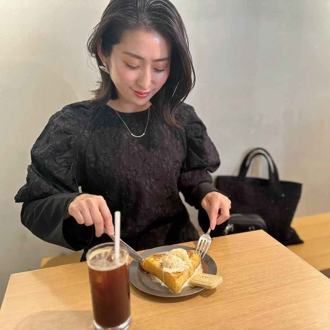 木本史子さんのインスタグラム写真 - (木本史子Instagram)「⁡ ⁡ ⁡ 久しぶりの@here.kyoto ☕𓈒𓏸︎︎︎︎ ⁡ ⁡ メニューがふえててビックリ👀‼️ ⁡ ⁡ ⁡ ⁡ ⁡ ⁡ ⁡ ⁡ ⁡ ⁡ #京都カフェ　#京都カフェ巡り #京都グルメ　#京都スィーツ #カフェ巡り　#京都 #kyoto #関西カフェ #関西グルメ #関西カフェ巡り  ⁡」11月9日 21時19分 - chikakokimoto