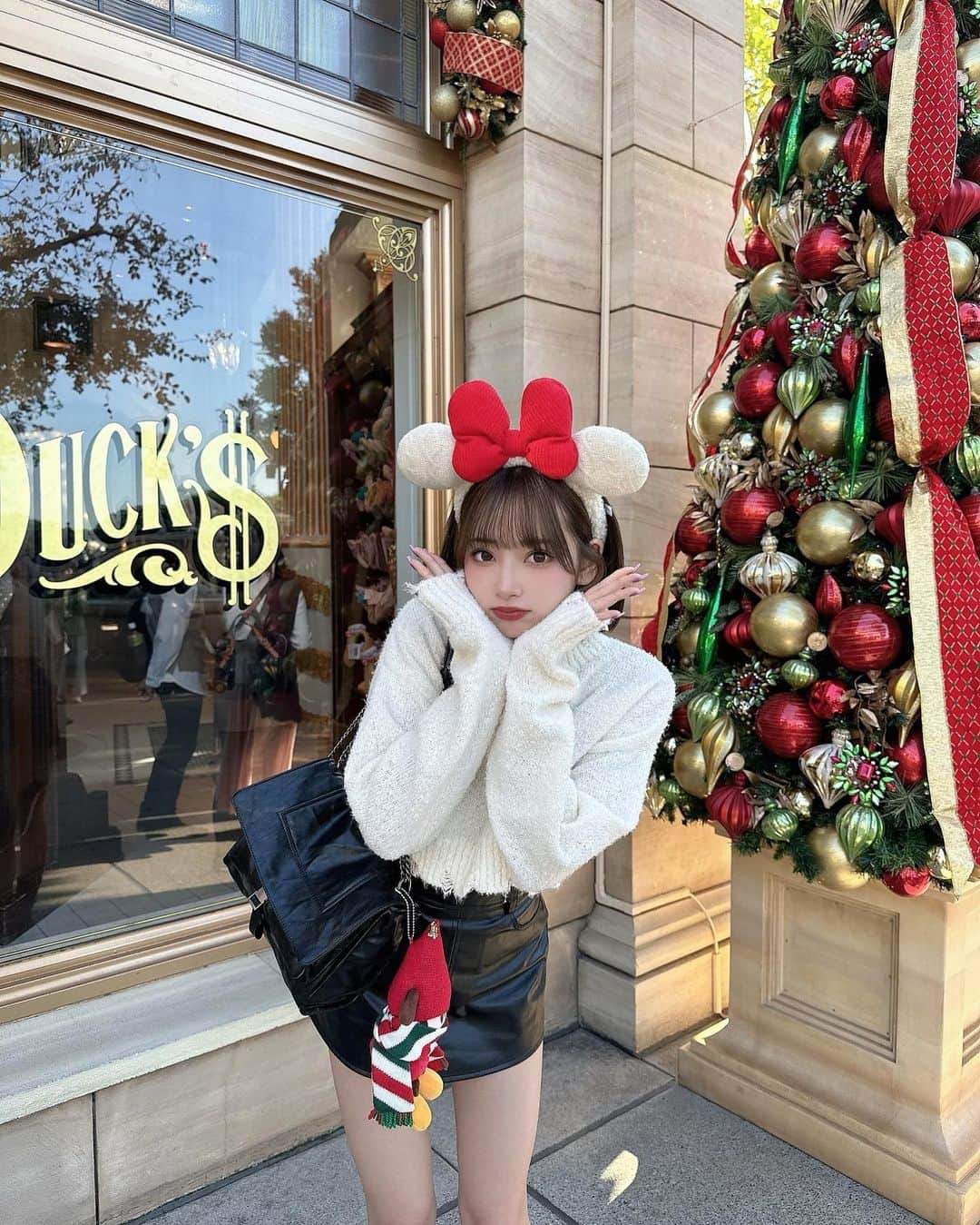 PyunA.(ぴょな)さんのインスタグラム写真 - (PyunA.(ぴょな)Instagram)「クリスマスディズニー🎄❤️ テーマは、「彼氏の身内にいたら嫌な女」です‼️笑」11月9日 21時25分 - _000919_