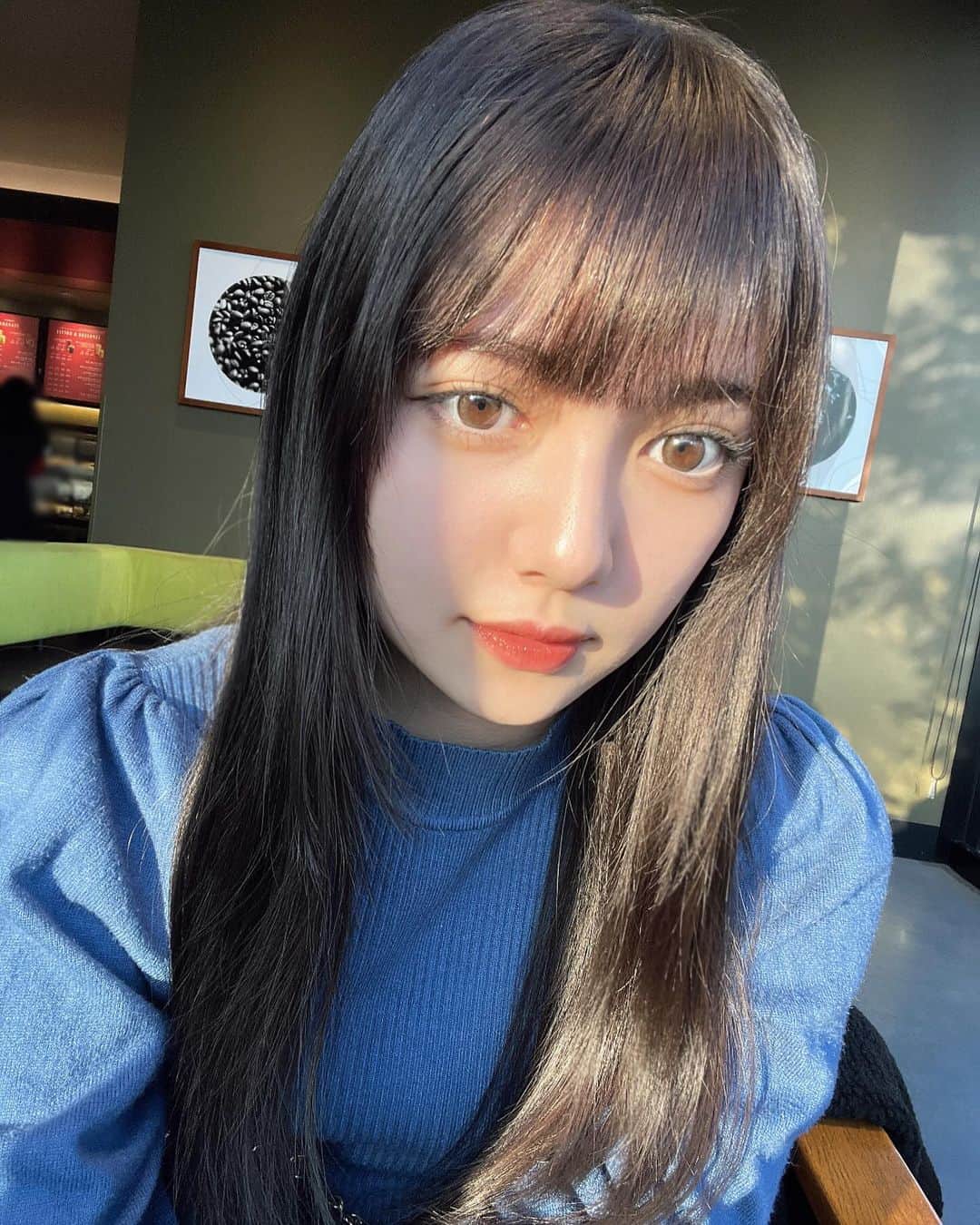 菅井純愛さんのインスタグラム写真 - (菅井純愛Instagram)「・  光盛れ？   #06  #06년생  #06line  #高校生  #jk  #jkブランド  #jk2  #sjk  #japanesegirl  #highschoolgirls  #自撮り  #selfie  #光盛れ  #高身長女子  #tallgirls  #174cm  #고등학생  #모델  #셀카  #오오티디  #일본여자  #นักเรียน  #japanesestudent  #studentlife  #sunday  #17yearsold  #17歳  #17세  #tallgirl  #คนญี่ปุ่น」11月9日 21時29分 - aria_sugai