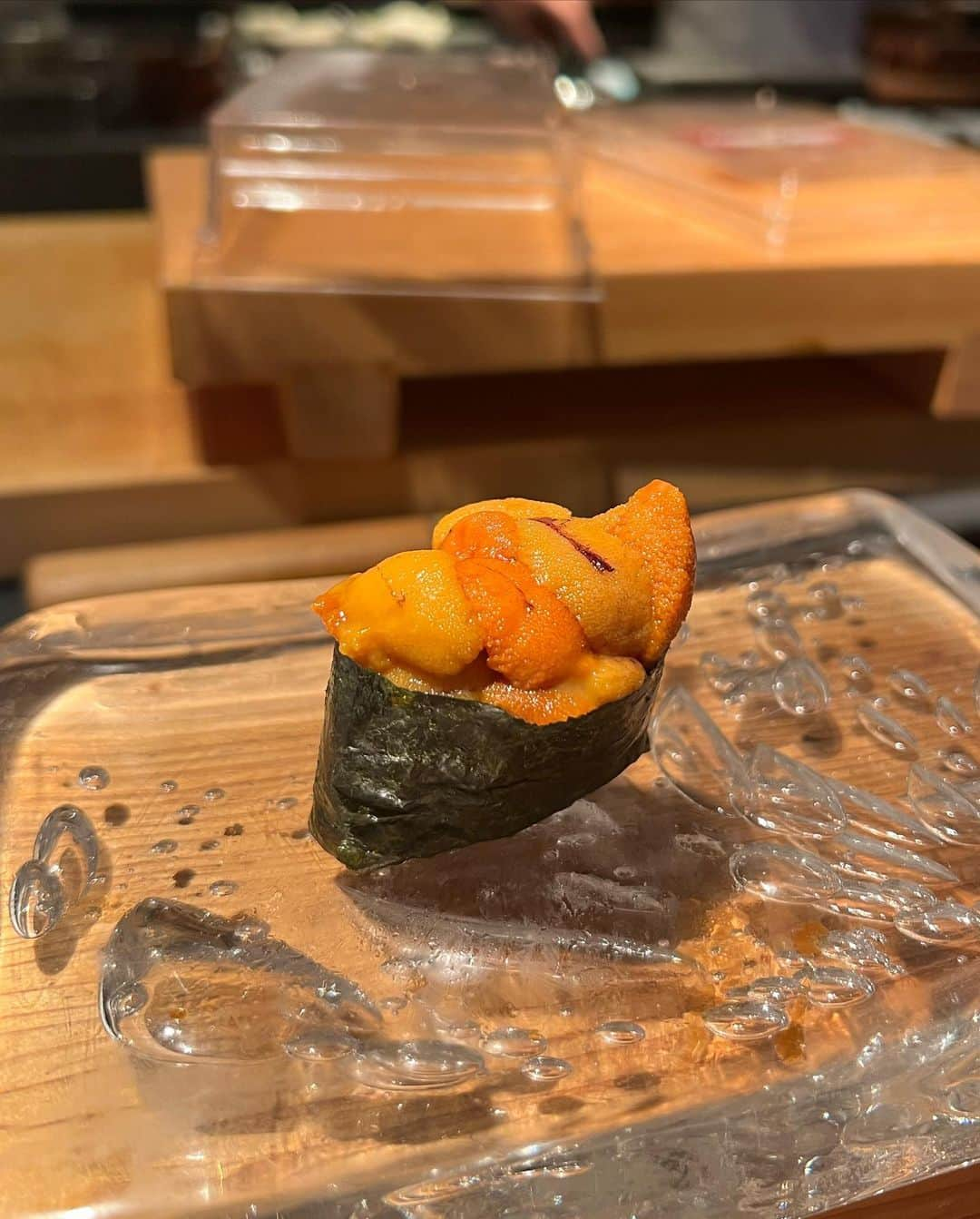 ?????さんのインスタグラム写真 - (?????Instagram)「. この日も大好きな @eat_juban 🍣🤍 今日絶対お鮨食べたい！って日によく行く間違いないお店🤤  お鮨なら毎日食べれるよね🫠 写真見てたら食べたくなってきた笑  . . #麻布十番 #麻布十番グルメ #麻布十番寿司 #いいと #sushi」11月9日 21時31分 - julia__0917