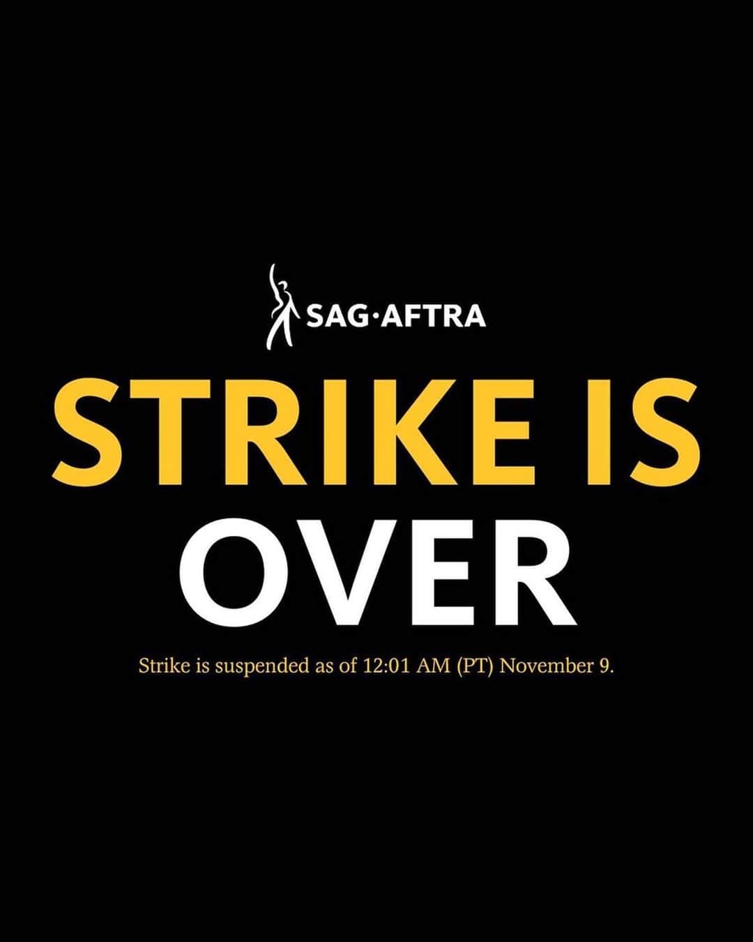マーク・ハミルさんのインスタグラム写真 - (マーク・ハミルInstagram)「AT LAST... they have reached a "tentative" agreement... and I am tentatively thrilled beyond words!!!  #SAGAFTRA_STRONG ✊ #Repost @sagaftra ・・・ THE #SagAftraStrike IS OVER.  Dear #SagAftraMembers:  We are thrilled and proud to tell you that today your TV/Theatrical Negotiating Committee voted unanimously to approve a tentative agreement with the AMPTP. As of 12:01am PT on November 9, our strike is officially suspended and all picket locations are closed. We will be in touch in the coming days with information about celebration gatherings around the country.  In a contract valued at over one billion dollars, we have achieved a deal of extraordinary scope that includes "above-pattern" minimum compensation increases, unprecedented provisions for consent and compensation that will protect members from the threat of AI, and for the first time establishes a streaming participation bonus. Our Pension & Health caps have been substantially raised, which will bring much needed value to our plans. In addition, the deal includes numerous improvements for multiple categories including outsize compensation increases for background performers, and critical contract provisions protecting diverse communities.  We have arrived at a contract that will enable SAG-AFTRA members from every category to build sustainable careers. Many thousands of performers now and into the future will benefit from this work.  Full details of the agreement will not be provided until the tentative agreement is reviewed by the  SAG-AFTRA National Board.  We also thank our union siblings -- the workers that power this industry -- for the sacrifices they have made while supporting our strike and that of the Writers Guild of America. We stand together in solidarity and will be there for you when you need us.   Thank you all for your dedication, your commitment and your solidarity throughout this strike. It is because of YOU that these improvements became possible.  In solidarity and gratitude, Your TV/Theatrical Negotiating Committee」11月9日 21時54分 - markhamill