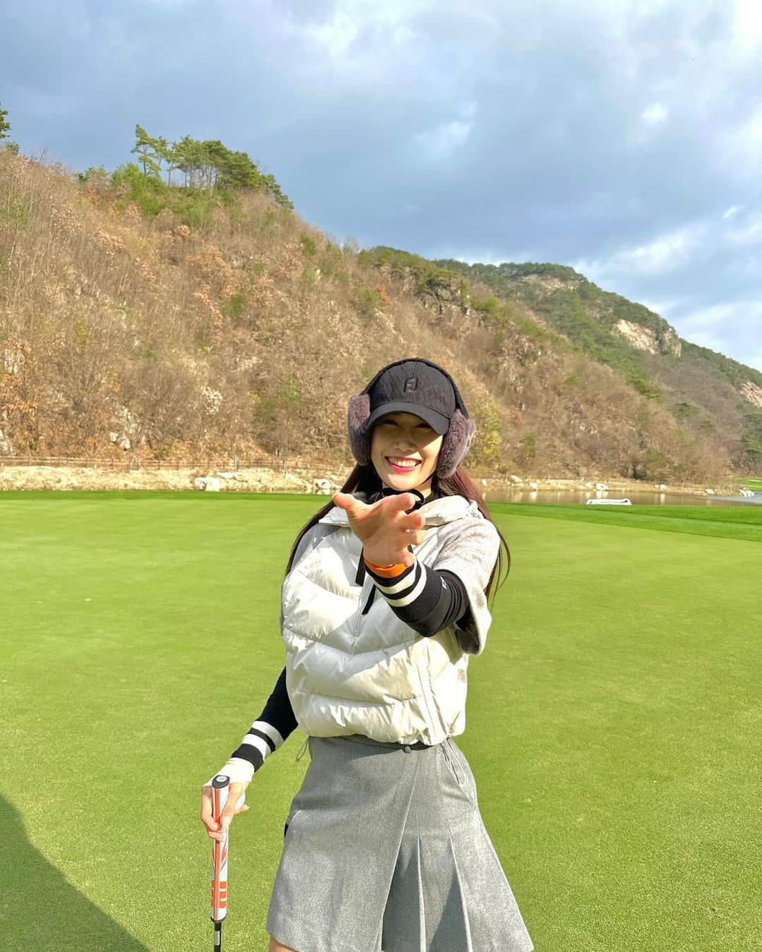 キム・ハヌルさんのインスタグラム写真 - (キム・ハヌルInstagram)「언제나 멋진 성문안cc 🩵  #footjoy #xxio #srixon」11月9日 21時48分 - haneulkim1217