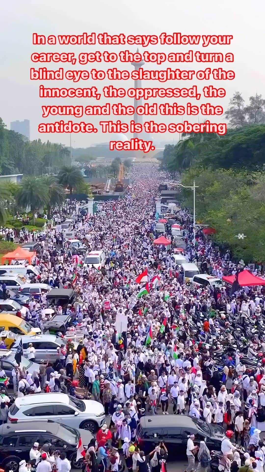 アンドレイ・ペジックのインスタグラム：「The world stands against genocide. Our governments do not.」
