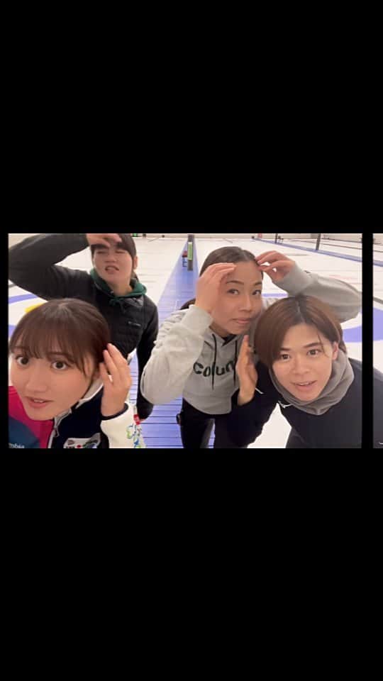 近江谷杏菜のインスタグラム：「ある日のフォルティウスのセルフィー前🍀  #selfie #壁のフックにスマホを置いて」