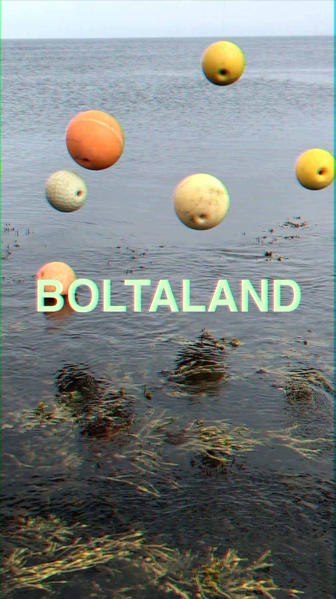 クリス・バーカードのインスタグラム：「BOLTALAND  by @ellithor is an exploration into our relationship with Ocean plastics and the beauty of found things. Join us Friday night, 6pm, at KOFI Gallerí to kick off a month long exhibition. Food Drinks and Music.   about the work: “As a surfer exploring the “pristine” beaches of Iceland the amount of multicoloured plastic junk, mostly from our own fishing industry, borders on absurdity. Part treasure hunt, part obsession, part play this pet project has been in the making for the last two years. It grew in size, logistics and labour intensiveness with every photo - @ellithor “」