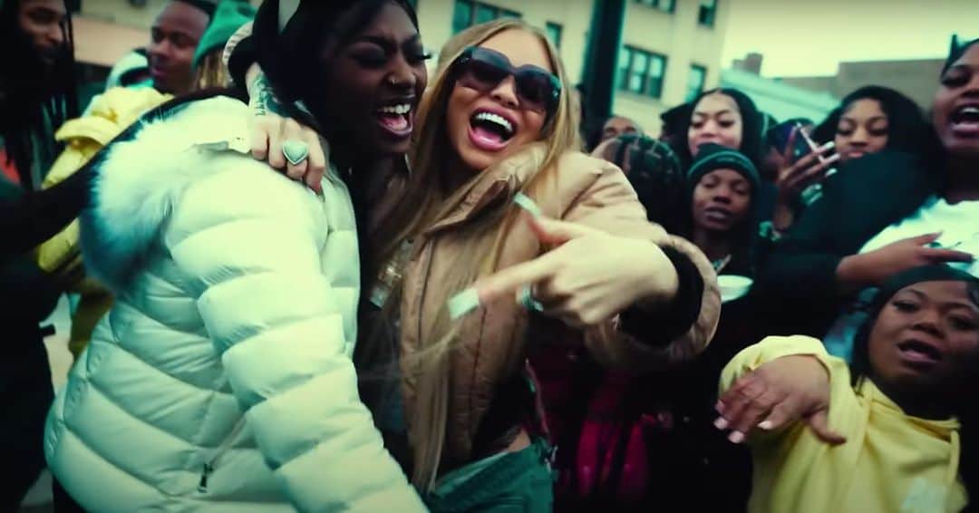 MTVさんのインスタグラム写真 - (MTVInstagram)「My favorite kind of #WomenInRap project is when my faves come together for a joint slay – and there's been a lot to love lately 🤝  1️⃣ @icespice & @nickiminaj - “Princess Diana” 2️⃣ @sexyyred & @sukihanagoat - “Hood Rats” 3️⃣ @imbabytate & @saweetie - “Hey, Mickey!” 4️⃣ @glorillapimp, @glittergirlgloss, & @slimeroni901 (feat. @kcarbon__, @only1aleza, @taykeith) - “Wrong One” 5️⃣ @shenseea (feat. @lola.brooke) - “Beama” 6️⃣ @iamicandy_ (feat. @flomillishit) - “Big Mad” 7️⃣ @_conniediiamond & @imkentheman – “Move” (Remix) 8️⃣ @mellobuckzz (feat. @latto777) - “Boom, Pt. 2” 9️⃣ @ladylondon & @dreezy - “Yea Yea” 🔟 @iamcardib & @theestallion - “Bongos”」11月9日 22時23分 - mtv