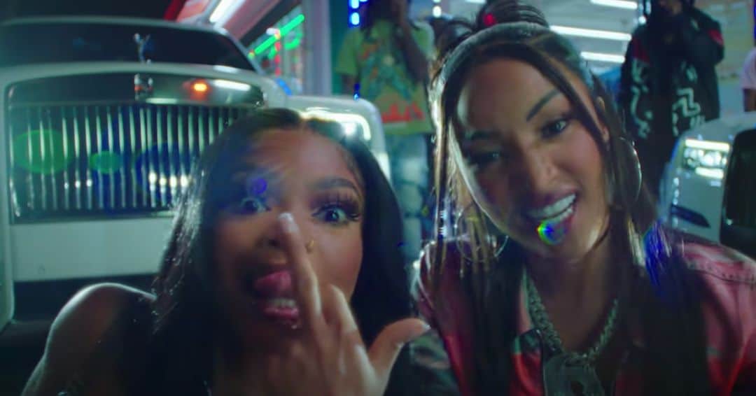 MTVさんのインスタグラム写真 - (MTVInstagram)「My favorite kind of #WomenInRap project is when my faves come together for a joint slay – and there's been a lot to love lately 🤝  1️⃣ @icespice & @nickiminaj - “Princess Diana” 2️⃣ @sexyyred & @sukihanagoat - “Hood Rats” 3️⃣ @imbabytate & @saweetie - “Hey, Mickey!” 4️⃣ @glorillapimp, @glittergirlgloss, & @slimeroni901 (feat. @kcarbon__, @only1aleza, @taykeith) - “Wrong One” 5️⃣ @shenseea (feat. @lola.brooke) - “Beama” 6️⃣ @iamicandy_ (feat. @flomillishit) - “Big Mad” 7️⃣ @_conniediiamond & @imkentheman – “Move” (Remix) 8️⃣ @mellobuckzz (feat. @latto777) - “Boom, Pt. 2” 9️⃣ @ladylondon & @dreezy - “Yea Yea” 🔟 @iamcardib & @theestallion - “Bongos”」11月9日 22時23分 - mtv