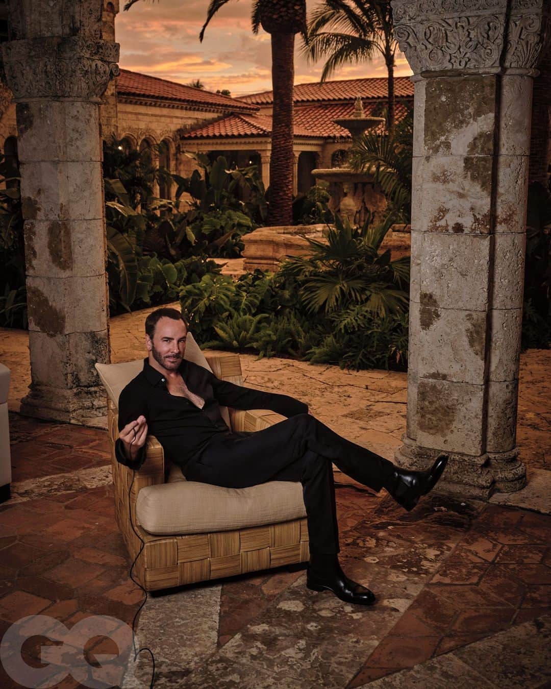 GQのインスタグラム：「Tom Ford told GQ if we came to Palm Beach, he would talk about anything and everything—and he did. From going to Studio 54 with Andy Warhol, his time as the hottest designer on earth at Gucci, building Tom Ford International and ultimately selling it for $2.8 billion, to his plans for the future knowing the clock is ticking.  Read the whole interview, conducted by @willwelch, at the link in bio.  Photograph by Tom Ford」