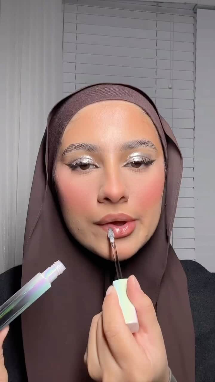 Huda Kattanのインスタグラム