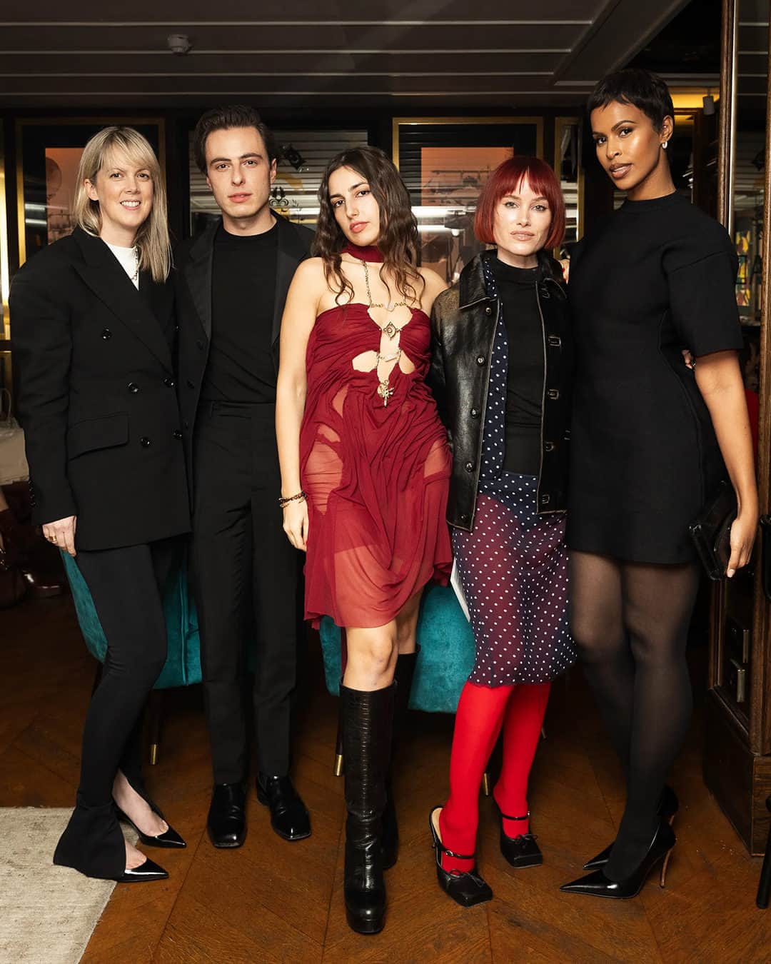 British Vogueのインスタグラム：「#BritishVogue and @OOResorts hosted a special supper club this week, with a conversation between @DiPetsa, @SabrinaElba, @16Arlington’s @Marco.Capaldo and @LauraJaneIngham moderated by @JuliaHobbs_. The panellists’ wide-ranging discussion took in personal style, what luxury means now, and Sabrina’s Greek honeymoon, one of the most cherished experiences of her life. Hit the link in bio to step inside the evening.   Photographed by @NicFordPhoto.」