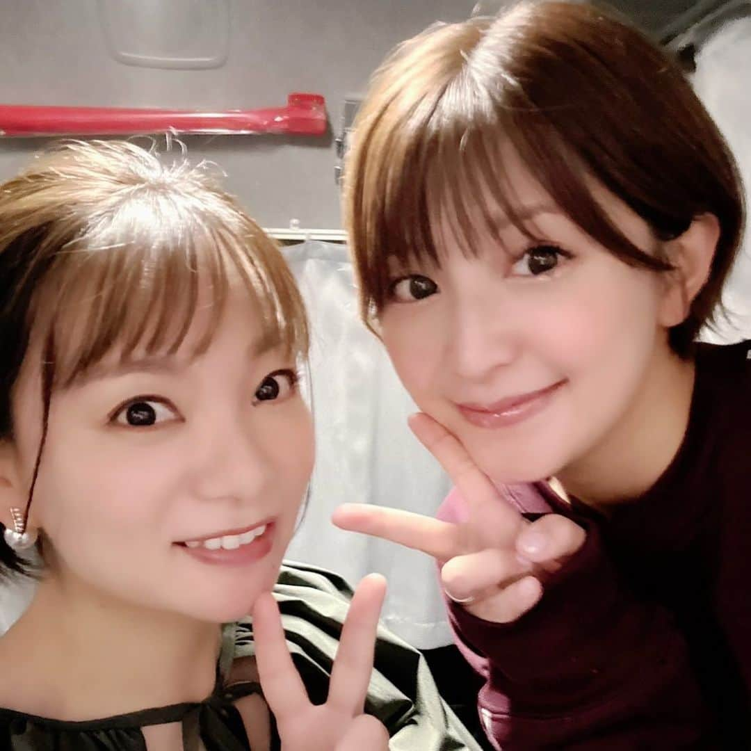 矢口真里のインスタグラム：「今日は、 圭ちゃんとロケでした😆✨  隣にいてくれると安心して、 めっちゃ喋れるんです☺️✨ 今日も楽しかったなぁ〜✨ 放送日が決まったらまたお知らせしまっす😊✨」