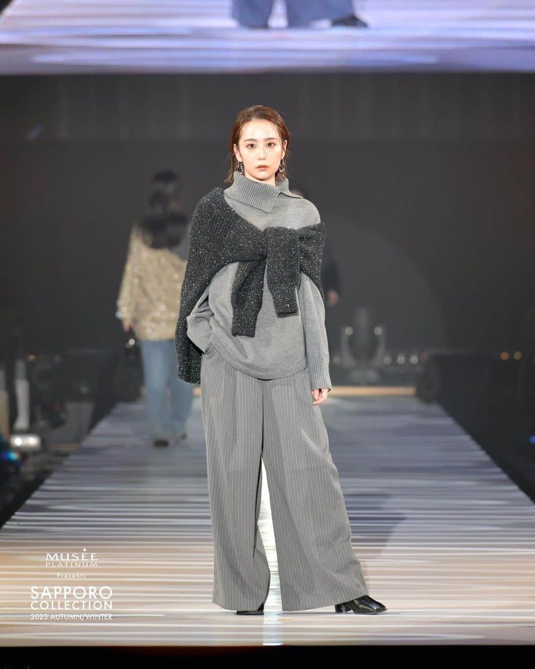 高橋佑奈さんのインスタグラム写真 - (高橋佑奈Instagram)「ミュゼプラチナム Presents SAPPORO COLLECTION 2023A/W  @sapporo.collection  @emoda_official  @azulbymoussy_official  @destina_bridal   #札幌コレクション　#サツコレ　#サツコレAW #サツコレ23AW　#札幌ファッションショー #sapporocollection　#ファッションショー #ファッションイベント」11月9日 23時36分 - yuuuunadon