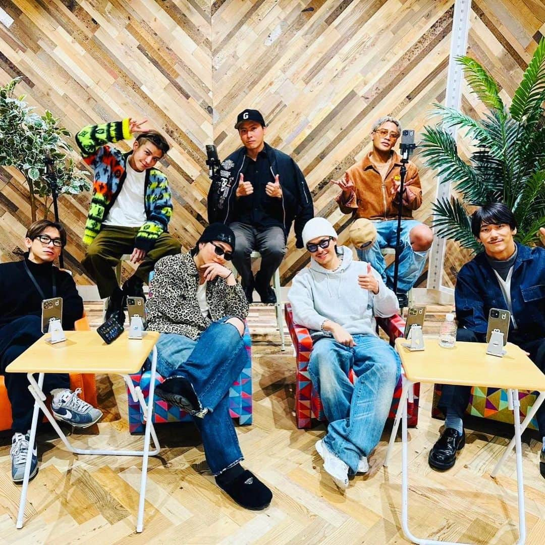 今市隆二さんのインスタグラム写真 - (今市隆二Instagram)「三代目J SOUL BROTHERS 13th Anniversary 💐💐💐💐💐💐💐💐  MATEと共に笑い合いながらまだ見ぬ夢の先へ必ず行こう  そして直己さん誕生日おめでとうございます✨最高の1年にしましょう🤝  @exile_naoto_  @naokikobayashi_works  @elly24soul  @3jsb_kenjiro_official  @takanori_iwata_official  @jsbryuji_official  @omi.cdl   #三代目JSOULBROTHERS #13thanniversary  #運命共同体 #JSBLAND #MATE #愛を込めて」11月10日 0時00分 - jsbryuji_official