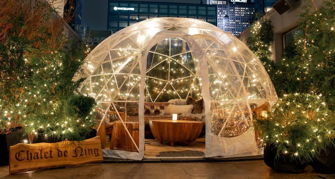 The Peninsula New Yorkのインスタグラム：「Experience the magic of Manhattan from above at Salon de Ning's Winter Wonderland rooftop terrace.  #thepeninsulanewyork #luxurytravel #nychotels #winterwonderland」