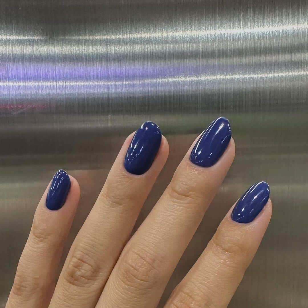 相羽瑠奈さんのインスタグラム写真 - (相羽瑠奈Instagram)「💅౨ৎ🫐˚⟡ new nail」11月10日 7時30分 - rone.runa