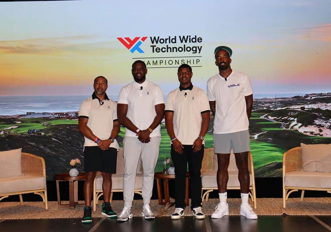 J・R・スミスのインスタグラム：「This time last week, our co-founders @oooolajuwon and @earldreambig, along with our good brother @teamswish, joined the @wwtchampionship stage to discuss the growth of the game, culture, corporate partnerships, and everything Eastside Golf. Hosted by Brian Sharpless, Director of Diversity Business Development at @wwt_inc #TeamEastside #EastsideGolf #TBT」