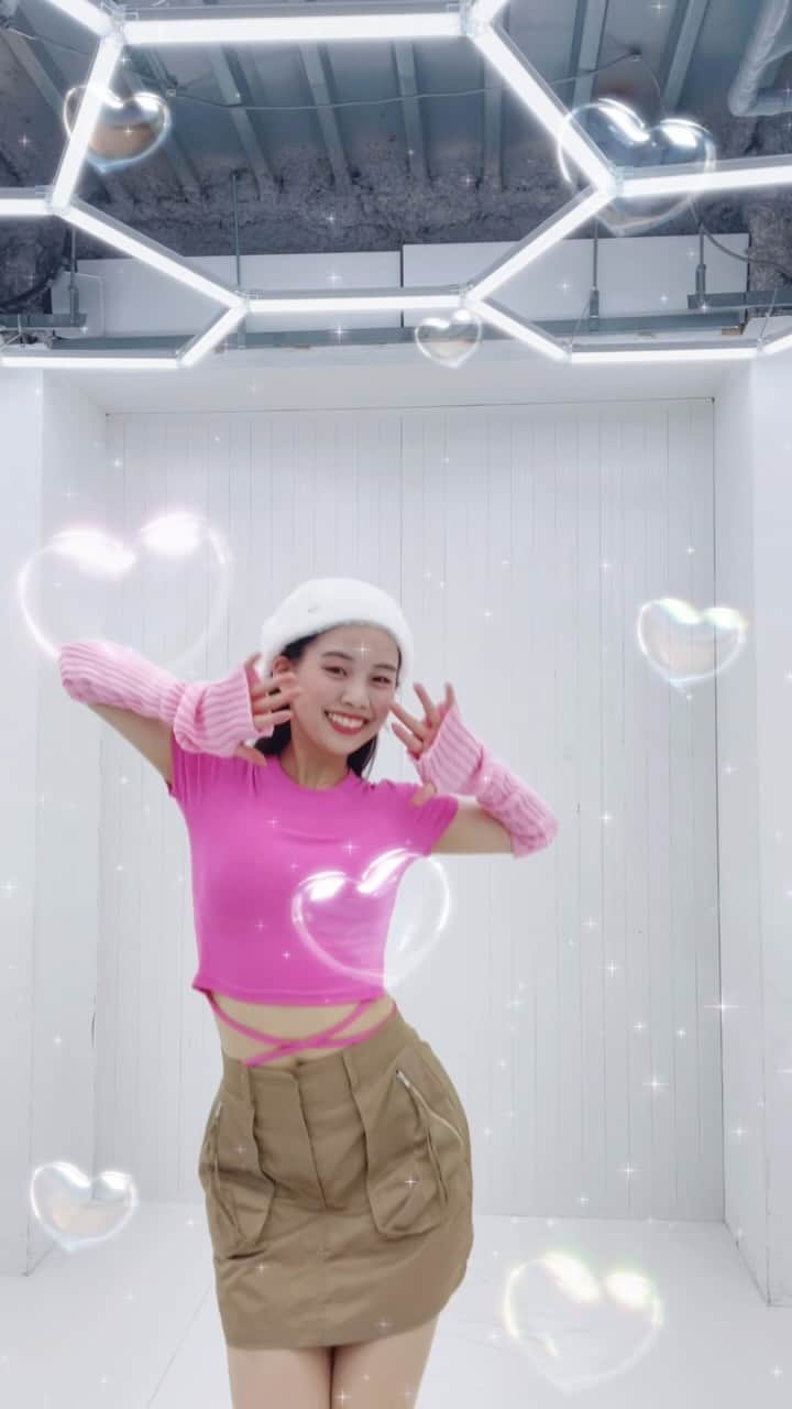 島望叶のインスタグラム：「ダンス💃   #ダンス  #カバー  #twice  #candypop  #dance  #coverdance  #ファッション  #fashion」
