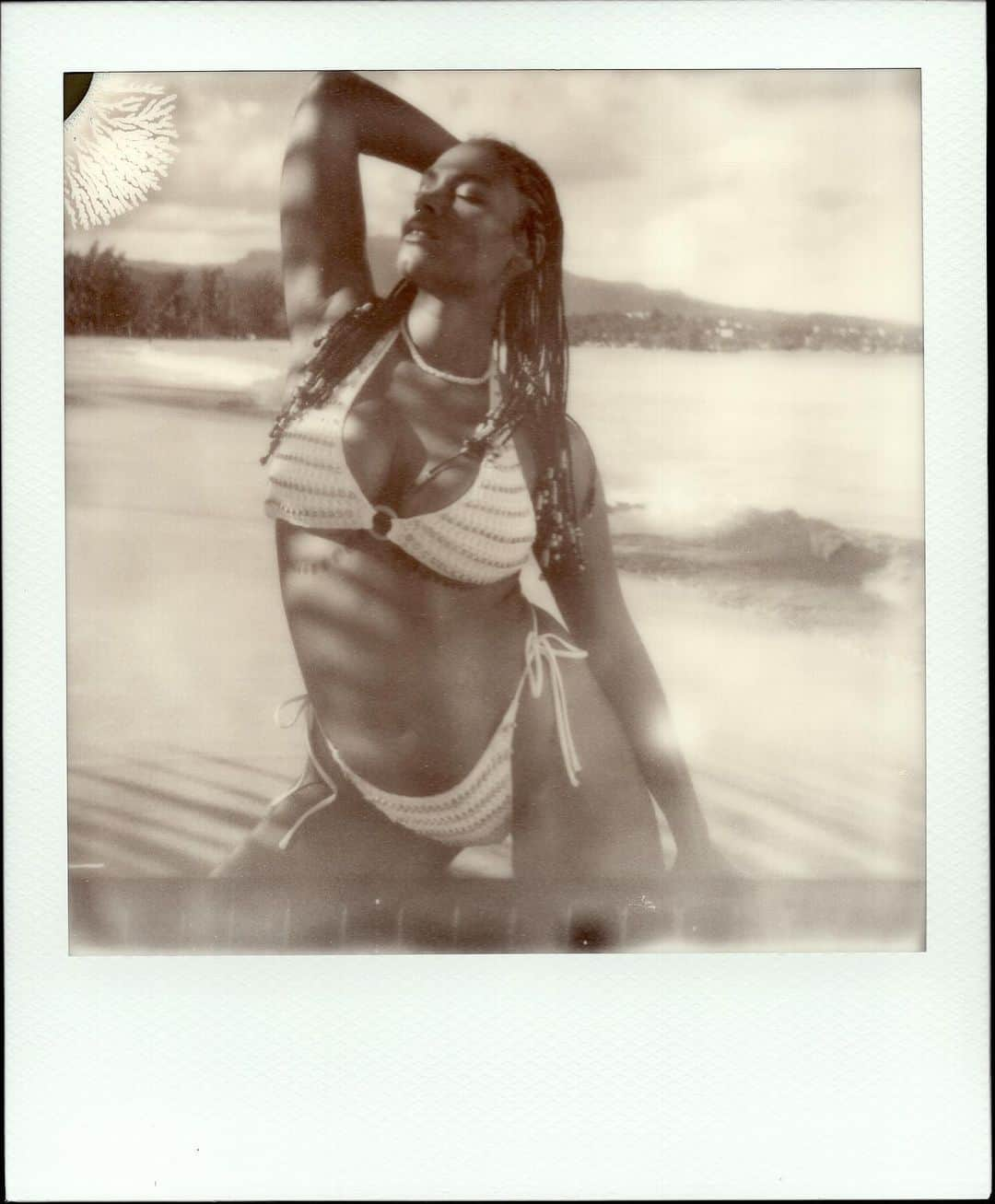 ベン・ワッツさんのインスタグラム写真 - (ベン・ワッツInstagram)「Retro vibe wiv a fav @marquitapring x @si_swimsuit shot on Polaroid @mj_day @bryanzaragoza_ @anthonycristianosalon @cindiblairproductions #polaroid #benwatts #scrapbook #vibes @polaroid #puertorico」11月10日 0時20分 - wattsupphoto