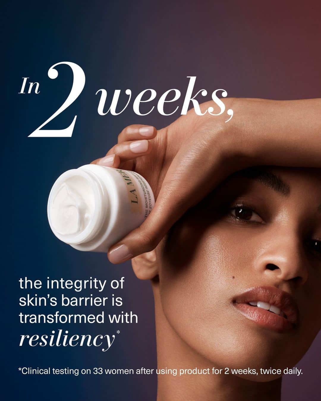 ドゥラメールのインスタグラム：「Obsessed with The Moisturizing Soft Cream? You’re not alone.  Our all-day healing moisture must-have helps skin brace against future signs of age. Pat a small amount between fingertips and press gently into cleansed skin, morning and night. With a silky-soft texture ideal for combination skin, this fan favorite visibly diminishes lines and wrinkles over time.  Shop now at the link in bio. #LaMer #LaMerSkincare #LaMerSoftCream」
