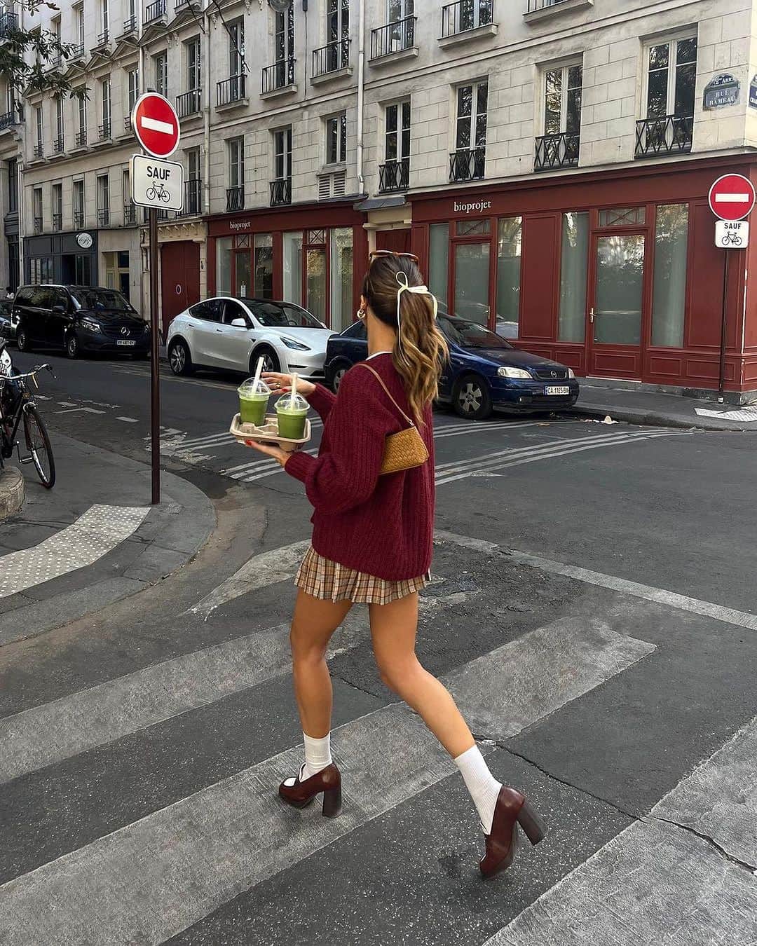 Angel™のインスタグラム：「Which look is your fav??? Credit @keziacook #autumnlooks #fashion #outfit #looks #ootd #style #autumnoutfit #preppy #fastfashion #autumnclothes #autumnclothesforwomen #fashionshows #fashionwomen #outfitsaesthetic #womensclothing #womenfashion #autumnlook #autumnfashion #fashionweek #fashionista #americanstyle ❤️ #asaqueen」