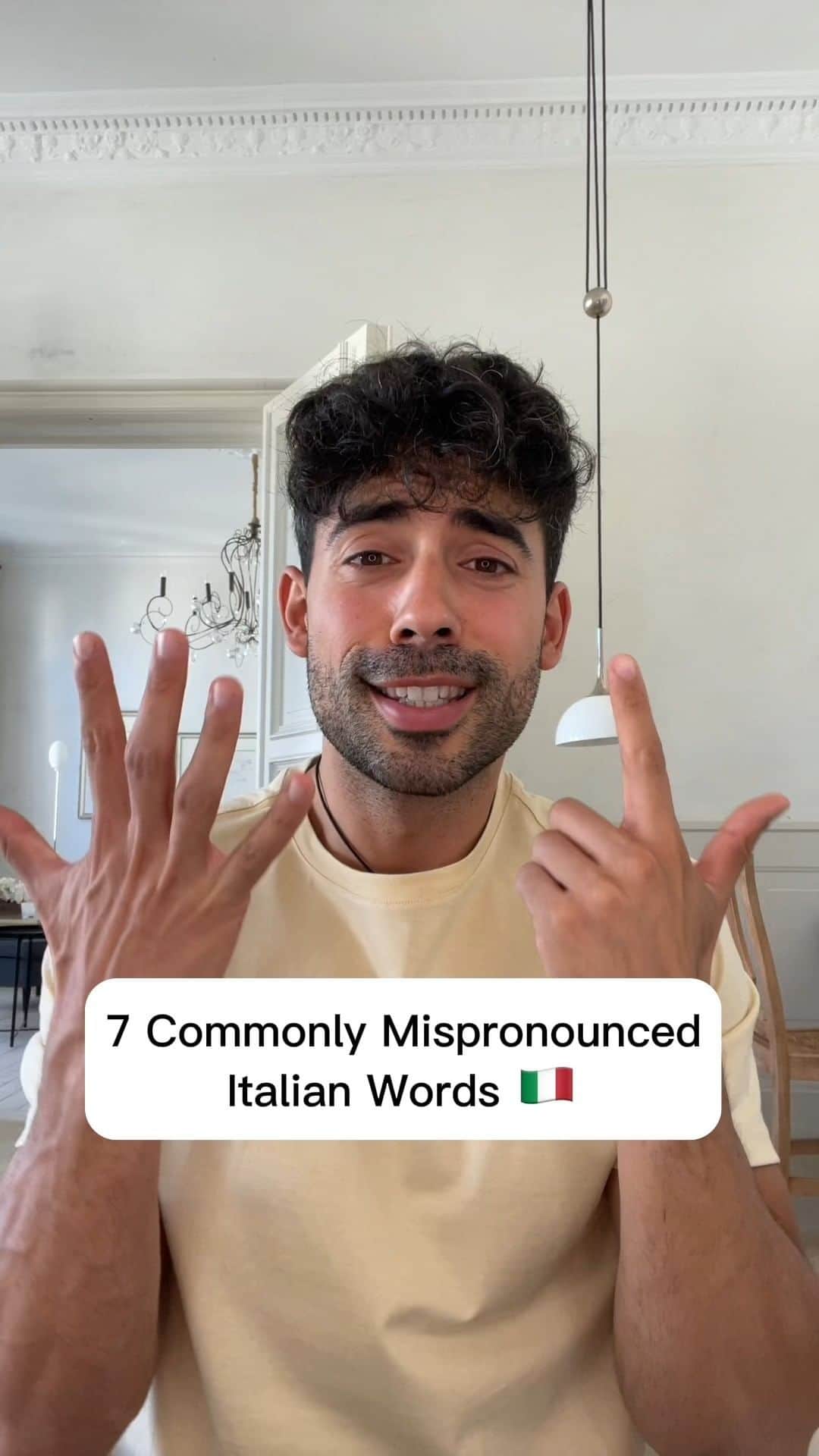 Rosetta Stoneのインスタグラム：「Have you mispronounced any of these #Italian words before? What other common Italian words have you seen people mispronounce?」